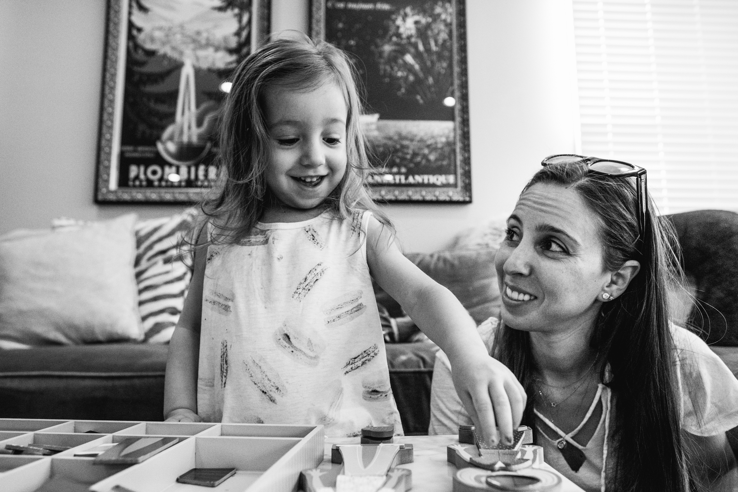 Mom and daughter playing. Birmingham Family Photographer.