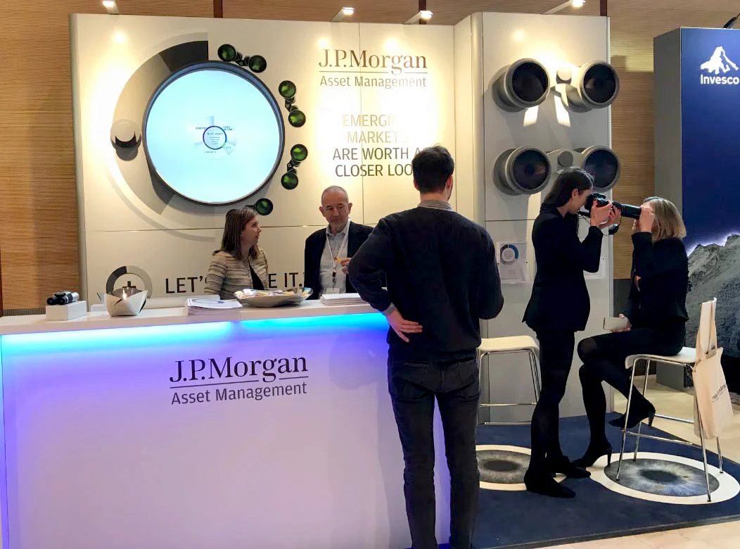 UBS Investment Summit-11.jpg