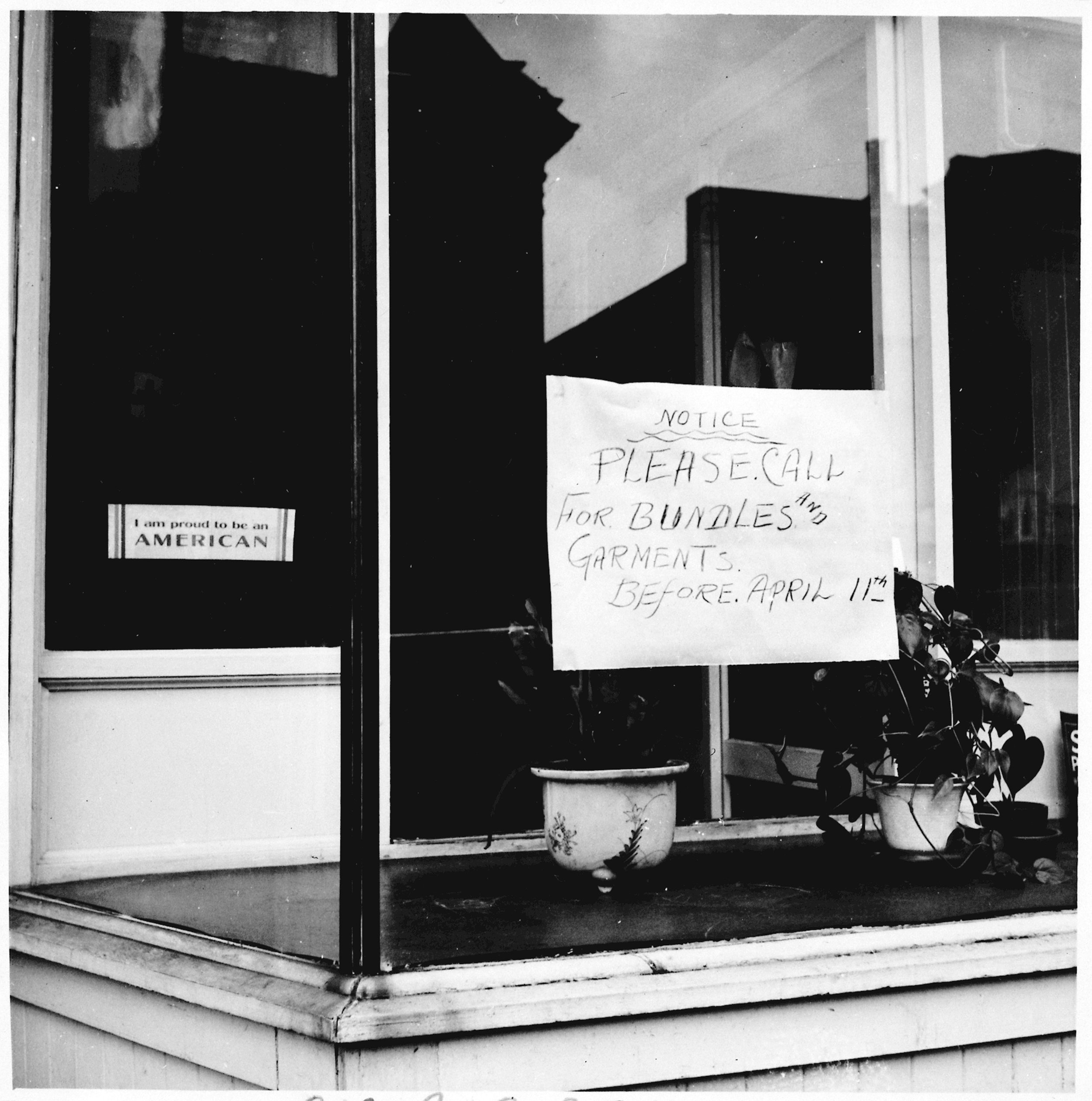  San Francisco, California. Everywhere in the Japanese quarter are evidence of the coming evacuation. This is a laundry and cleaning business which is just winding up its affairs prior to evacuation. 