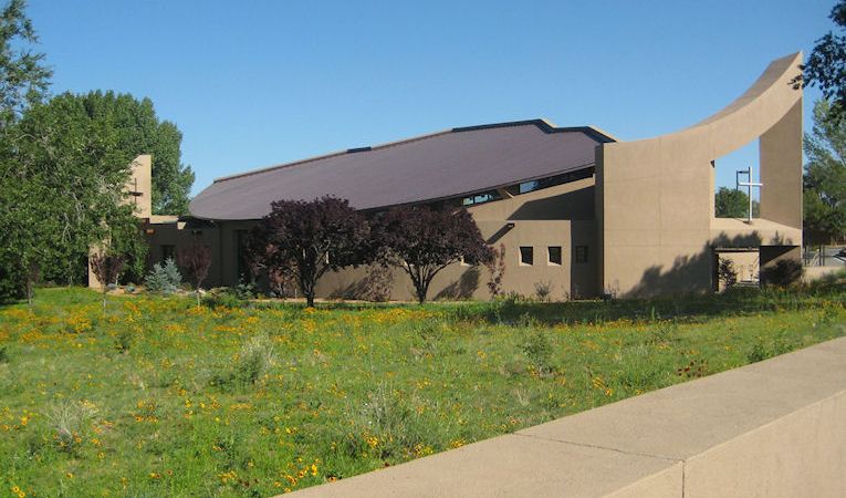 Church architecture in Santa Fe