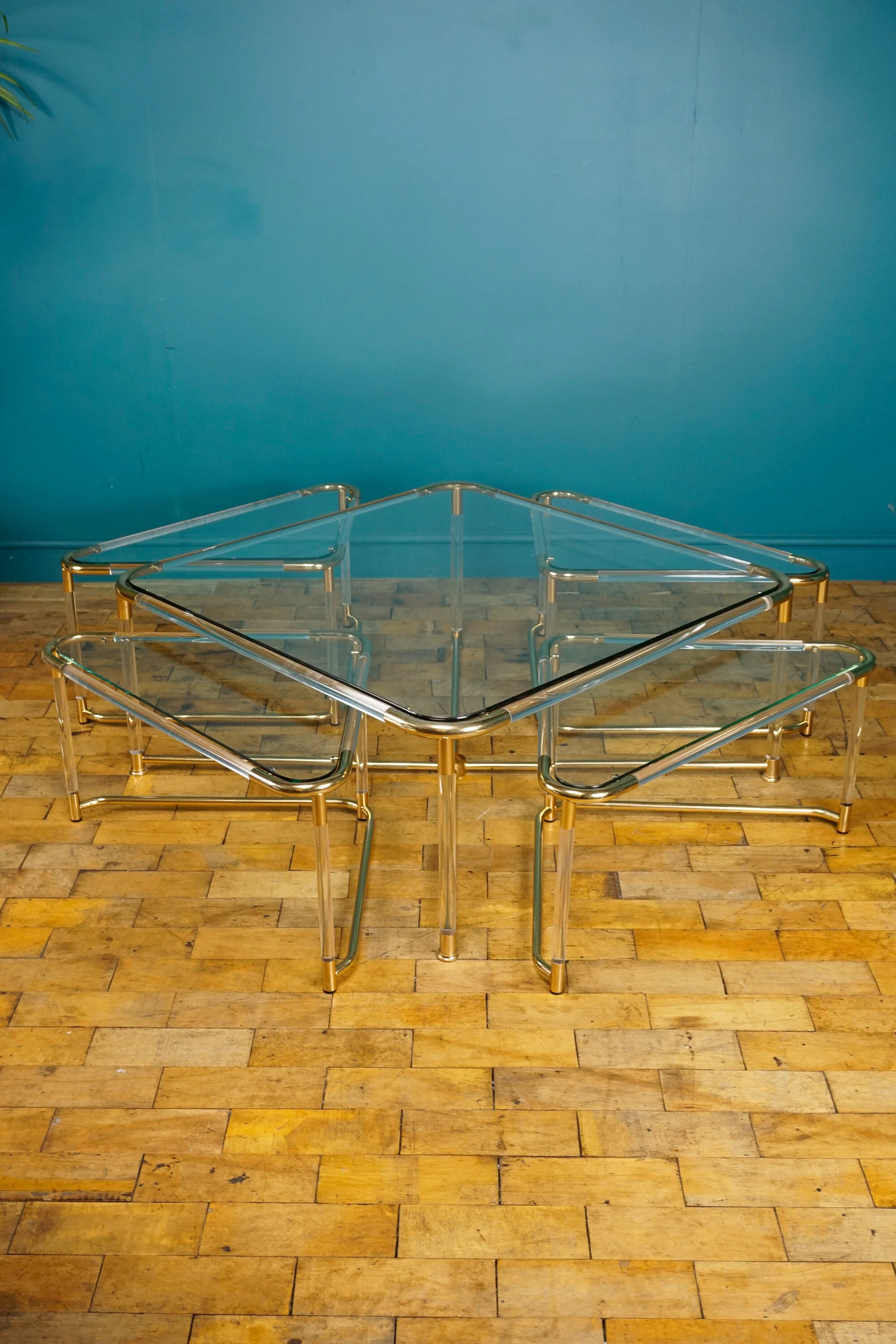 MID CENTURY LUCITE COFFEE TABLE WITH 4 NESTING TABLES — ROBERTS & ASTLEY