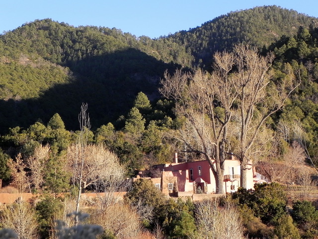 Davey House from northwest with hills Nov 20101(1).jpeg