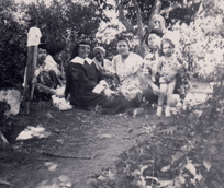(17) Picnic by the Santa copy.jpg