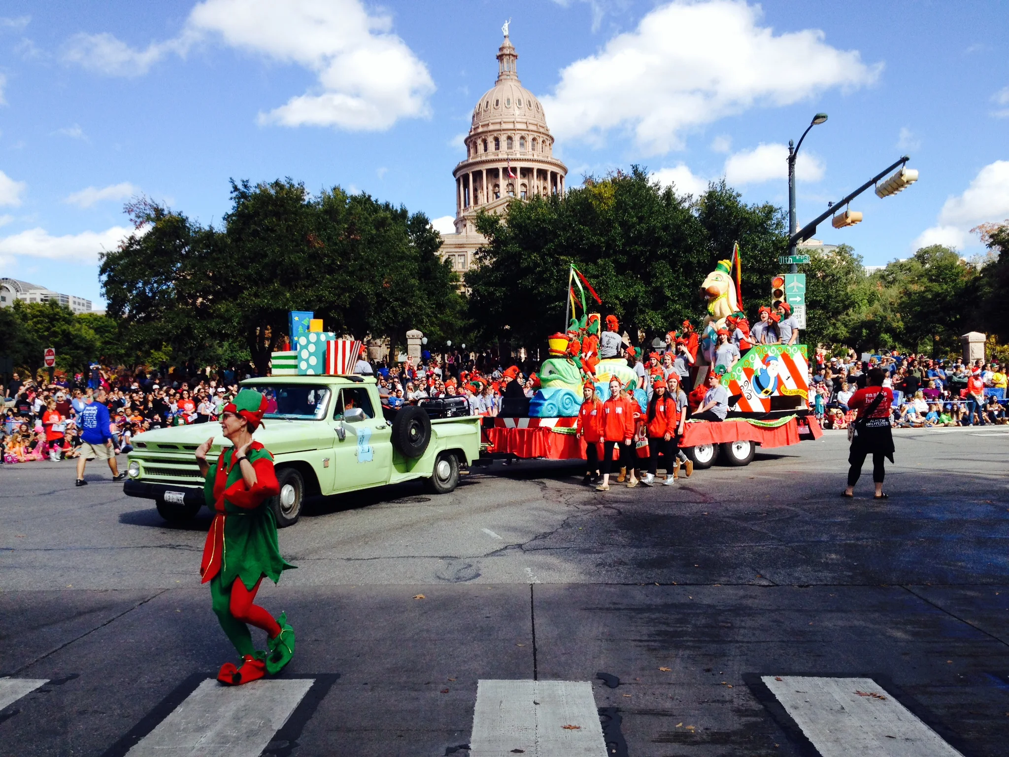 capitol and float.JPG