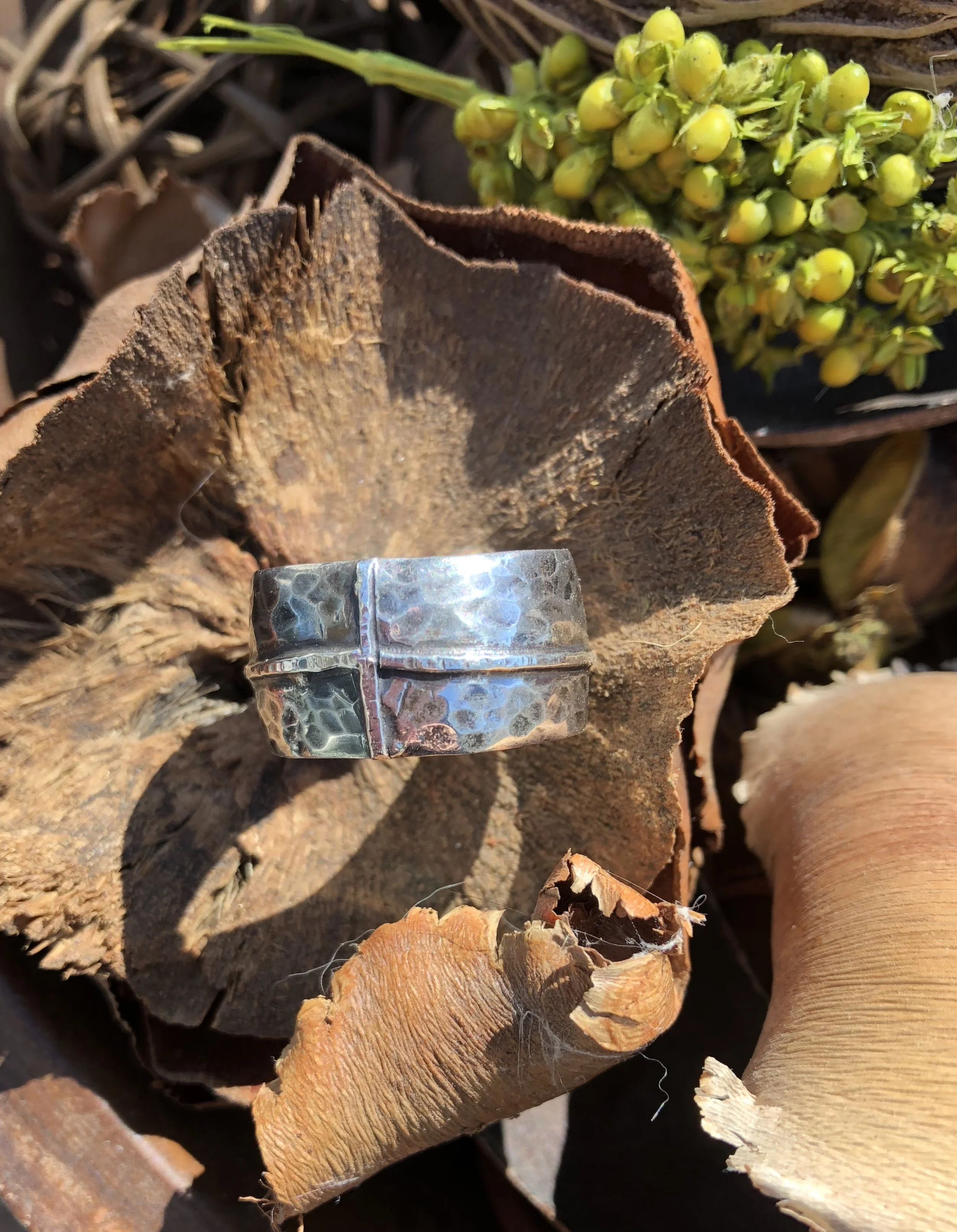 unisex hammered ring