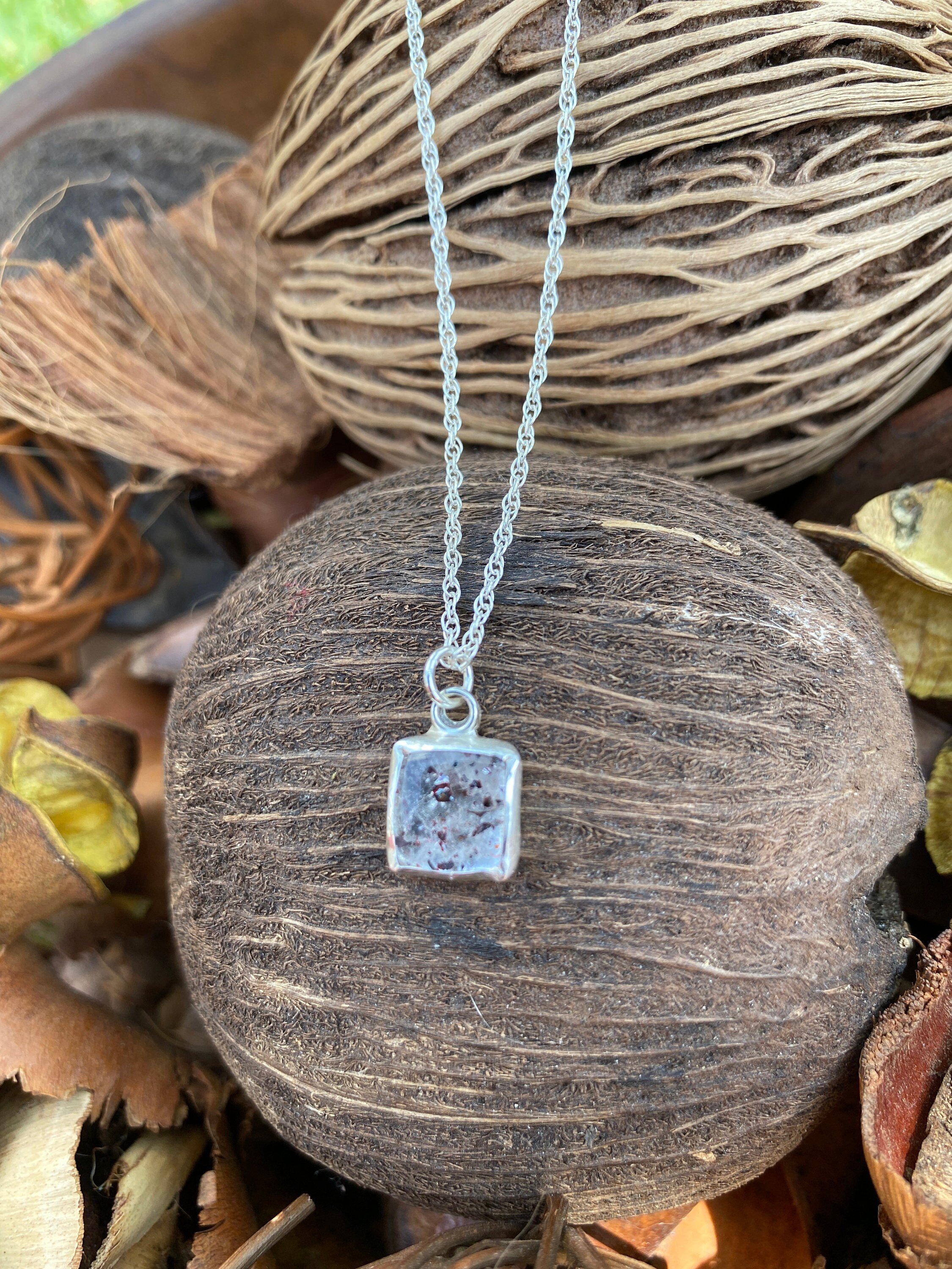 https://i.etsystatic.com/5467971/r/il/532f60/2559676437/il_fullxfull.2559676437_m7jg.jpg