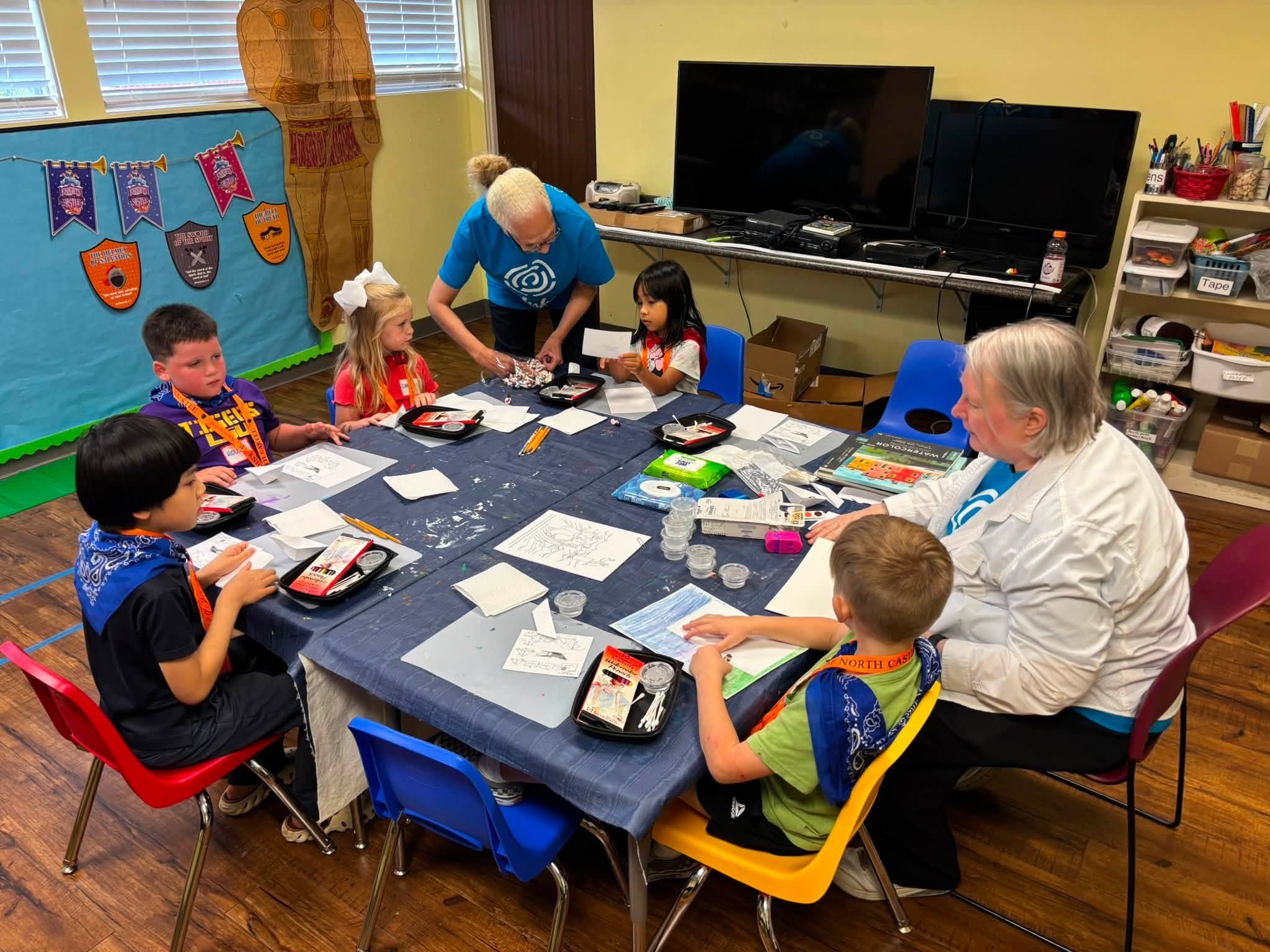 vbs crafts2.jpg