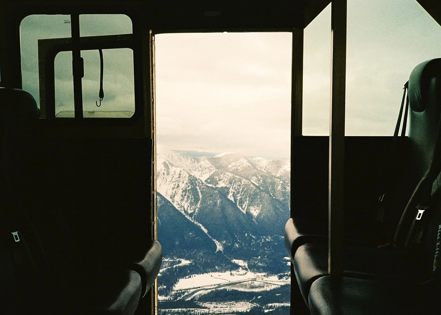 moments before stepping out

A few frames from one of the best days of my life. Cannot wait to get back into the mountains this year. 

Nikon L35AF - Kodak GOLD 200

Scan &amp; dev @mementofilmlab