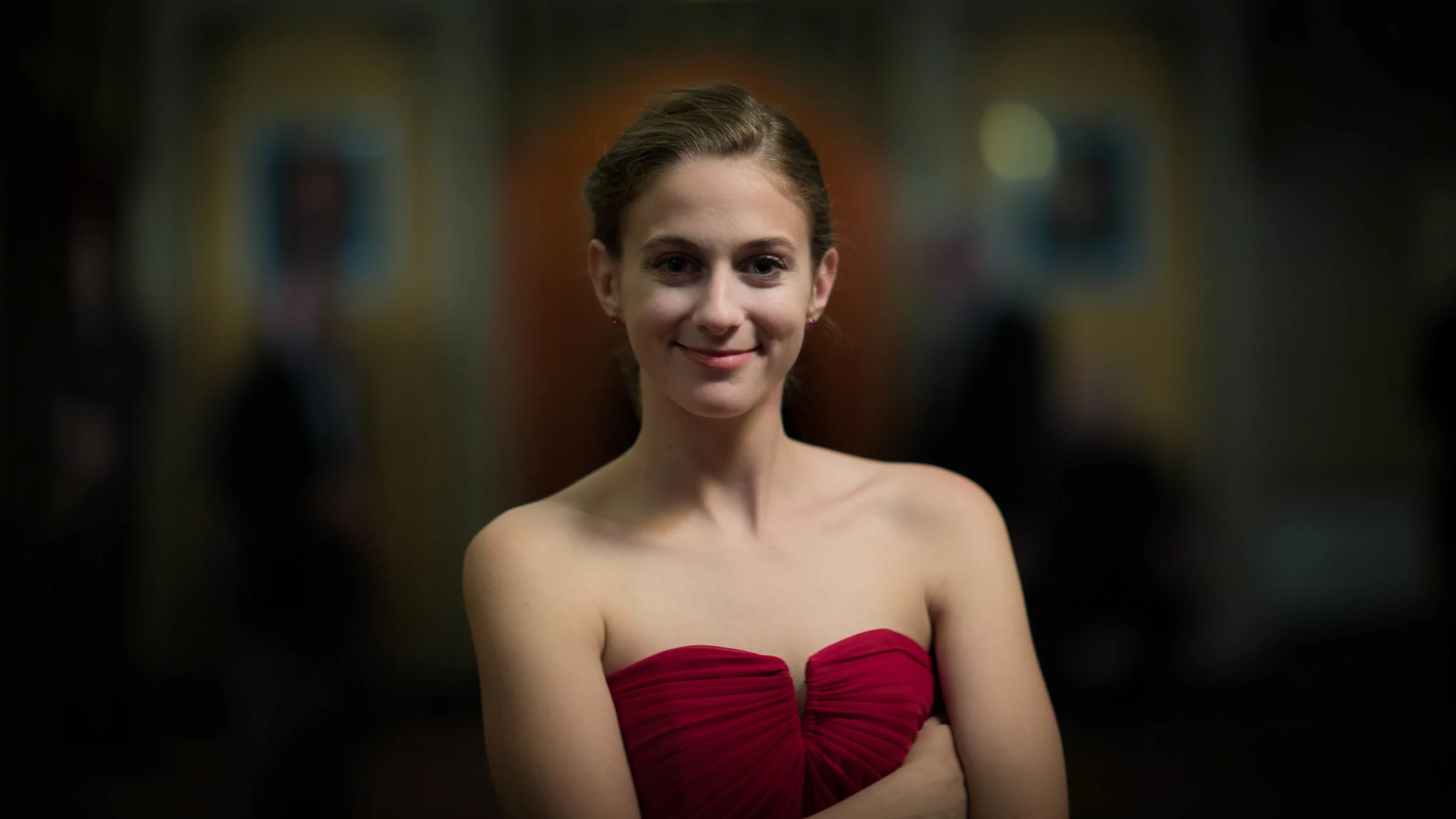 Rachel Ann at the Fox theater on the set of Parallel Chords.
