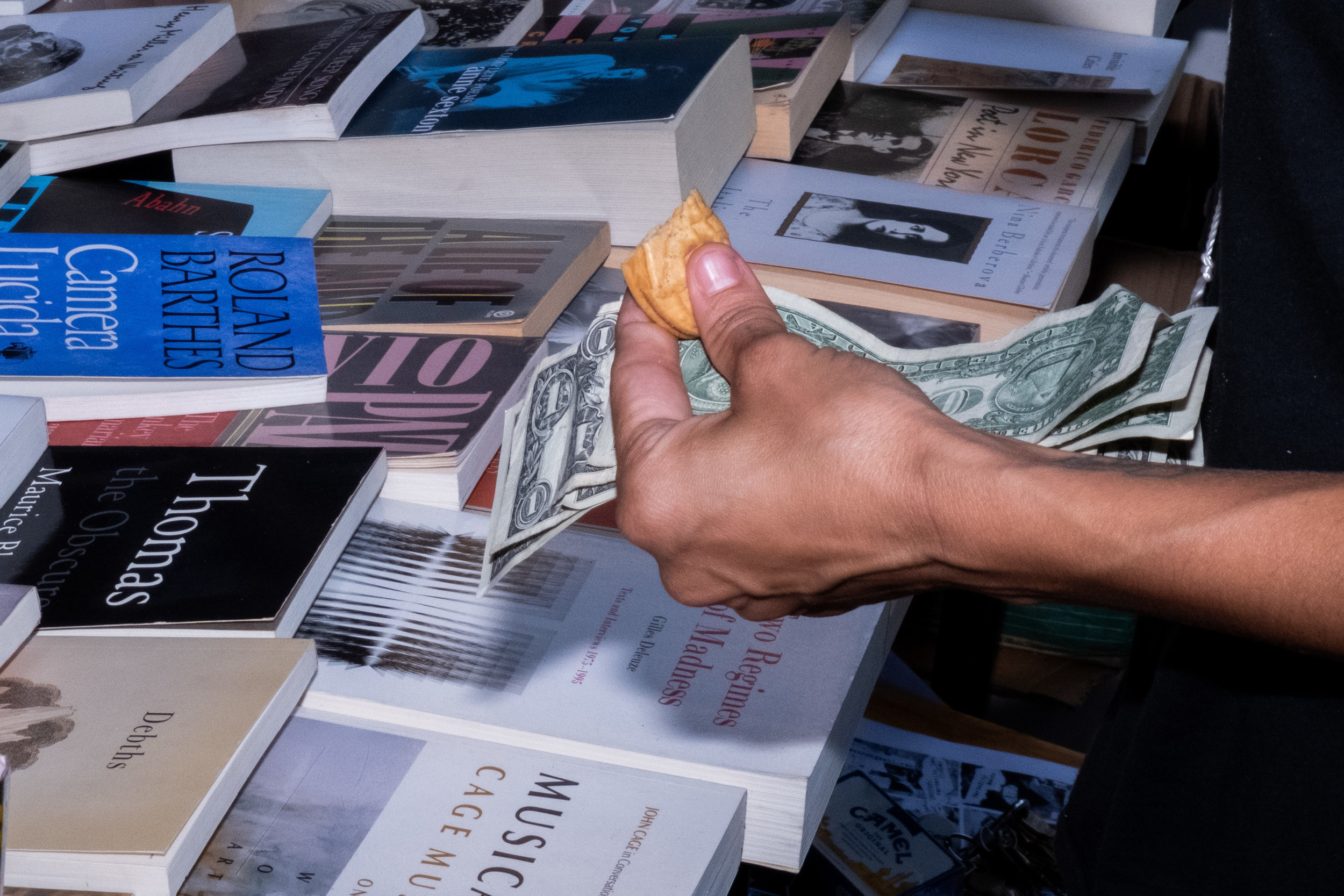 JenniferBookseller-23.jpg