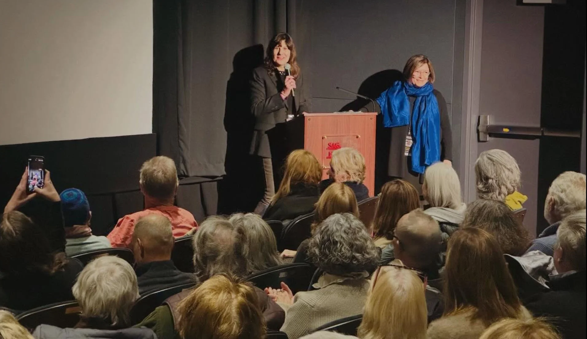 maarisa at podium.jpg