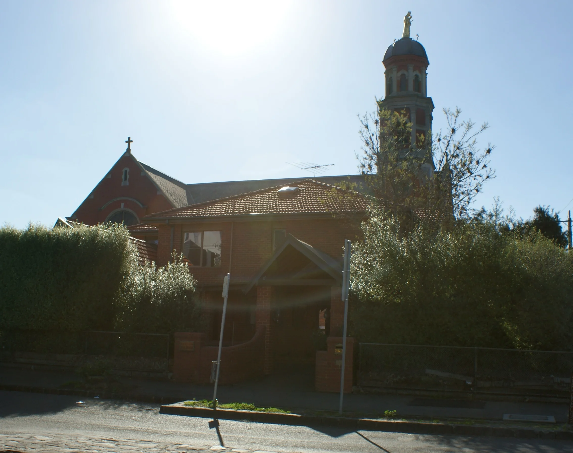 OUR LADY’S PARISH HOUSE Located next to the church, the Parish House not only provides accommodation for people at various times but is also used for parish meetings. It also offers accommodation for asylum seekers.
