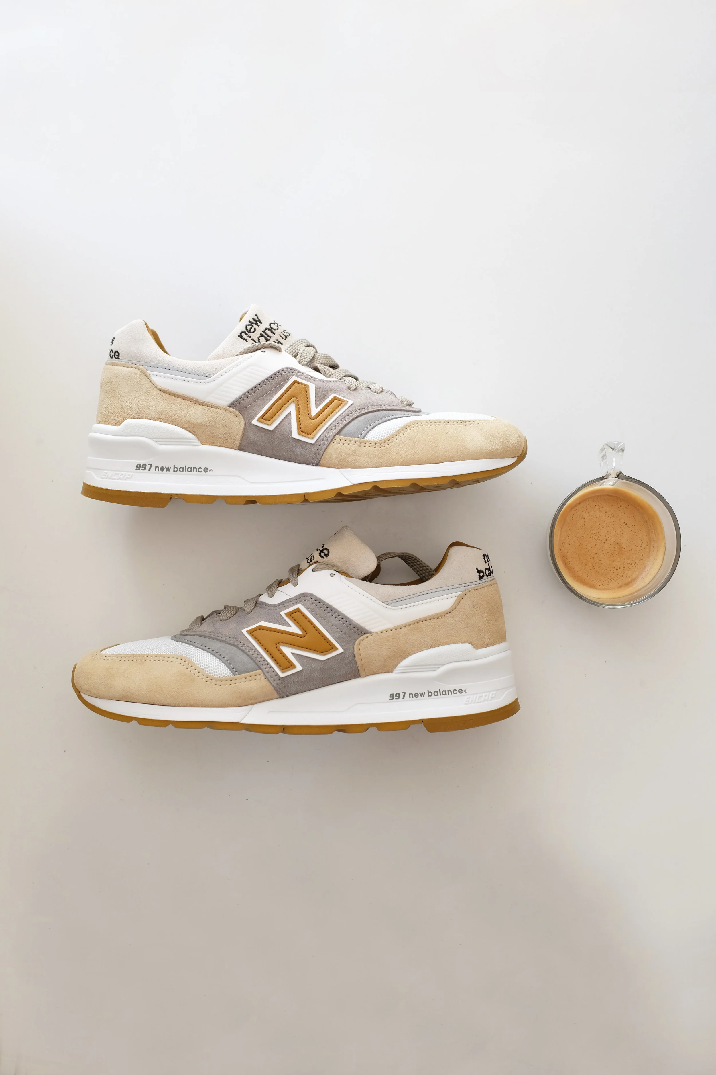 new balance cortado