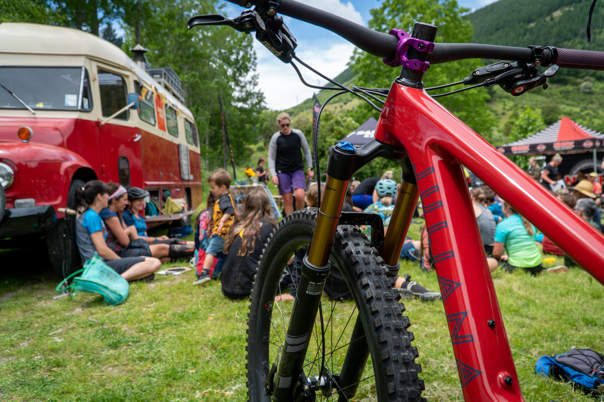 Ladies hit the hills! - Shred like a Girl Enduro 2020