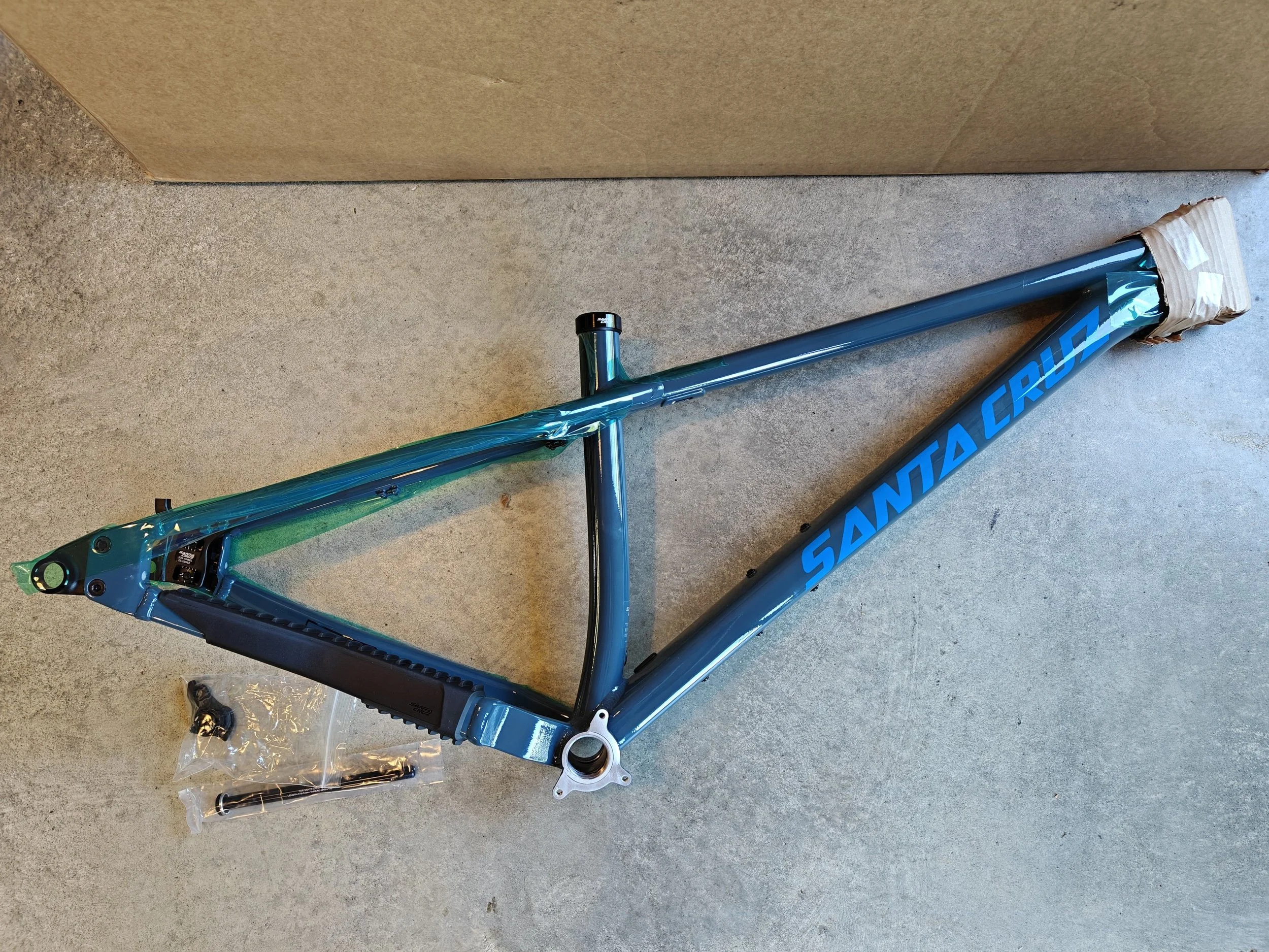 CHAMELEON MX ALLOY FRAME - Small Only - SPECIAL DEAL