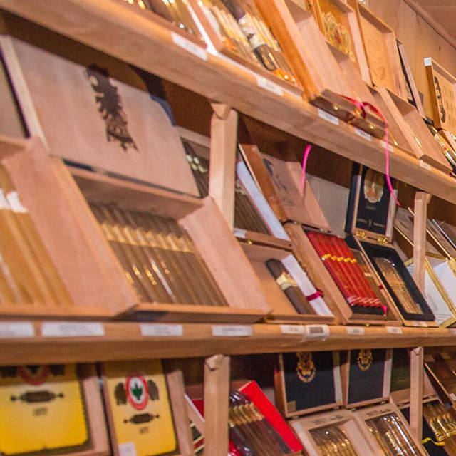 COME CHECK OUT OUR NEW HUMIDOR‼️💨
.
.
..... 👴🏽🎩🗽🔥AT PAPA JUAN CIGARS, WE PRIDE OURSELVES TO OFFER YOU OUR NEW LINE OF CRAFT, DOMINICAN MADE PREMIUM CIGARS, WHICH INCLUDE A SELECTION OF TOP QUALITY WRAPPERS, FILLERS AND BINDERS FROM ALL OVER THE WORLD
.
PAPA JUAN CIGARS ENJOYS OF TWO CIGAR LOUNGES IN NEW YORK CITY; THE FIRST IN WEST HARLEM, THE OTHER ONE IN THE BRONX, A BLOCK AWAY FROM THE FAMOUS YANKEE STADIUM.