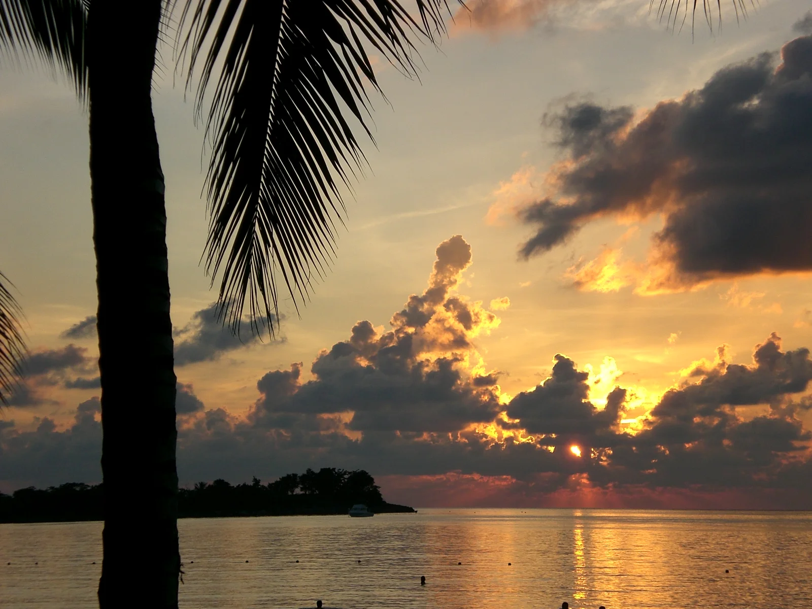 jamaica-sunset-1383064.jpg