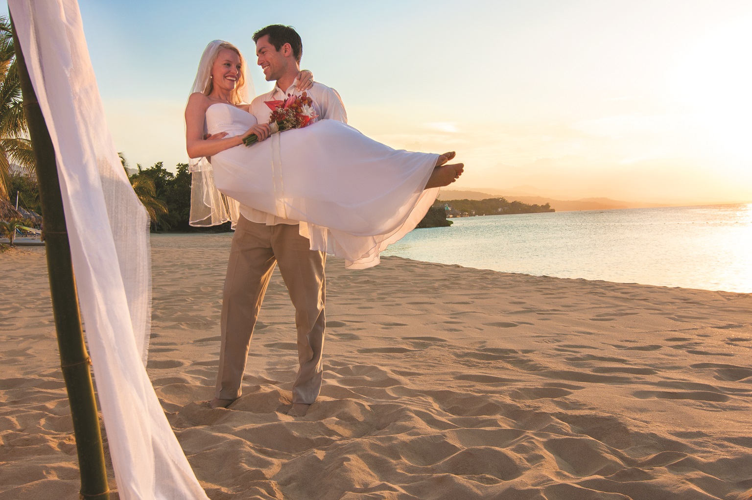 Extraordinary Beaches for Weddings - photo provided by Jamaica Tourist Board