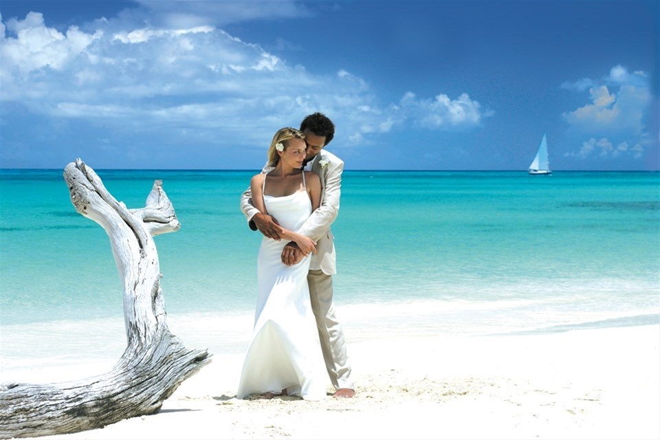 The perfect beach wedding - picture provided by Antigua & Barbuda Tourist Board