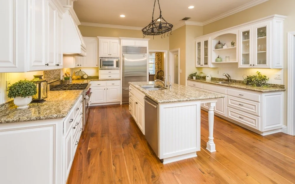 Traditional Kitchen Remodel by Home Renovations & Remodeling project photo