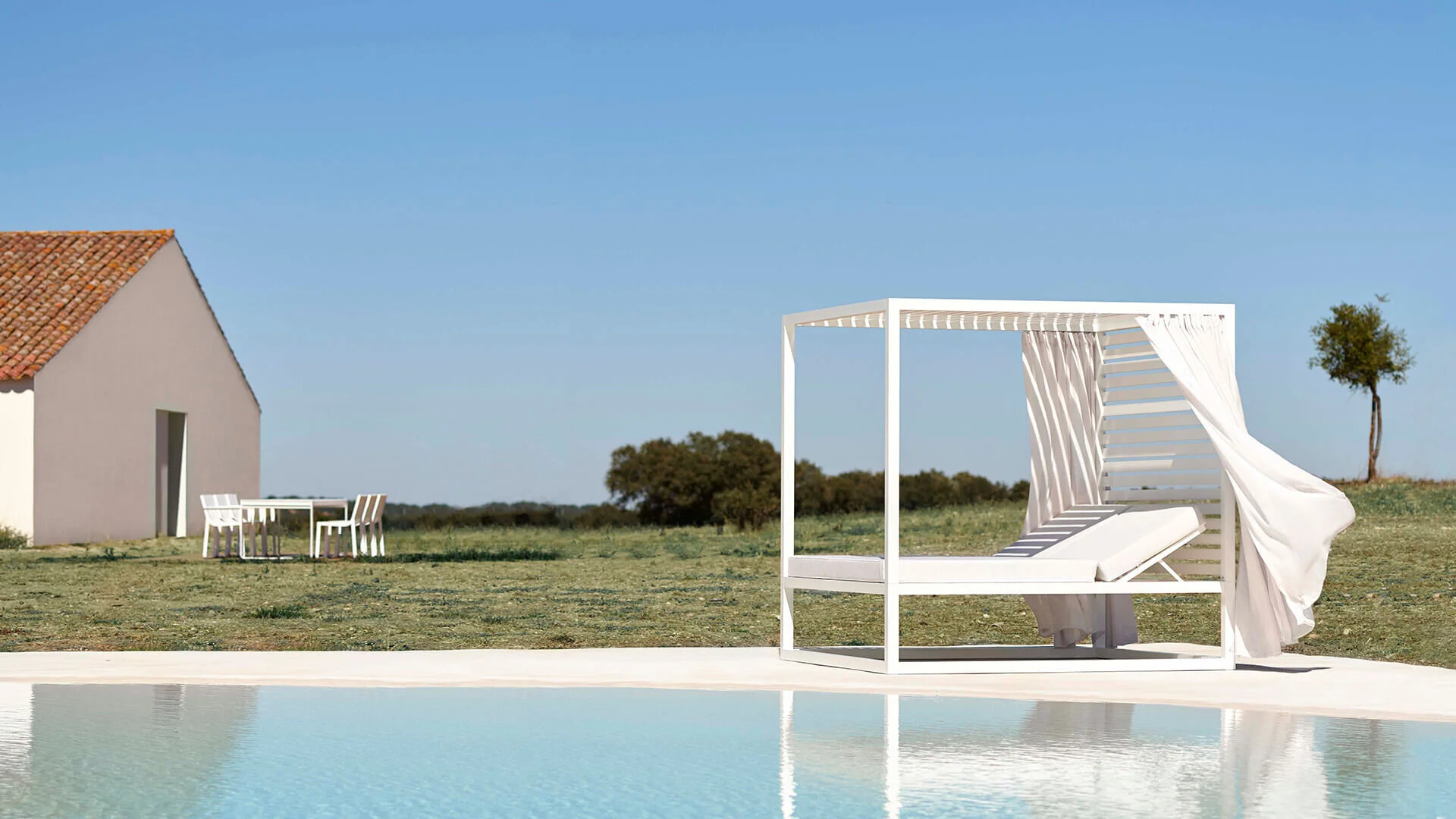 Gandiablasco Outdoor Furniture in Arizona | Avalon Collection