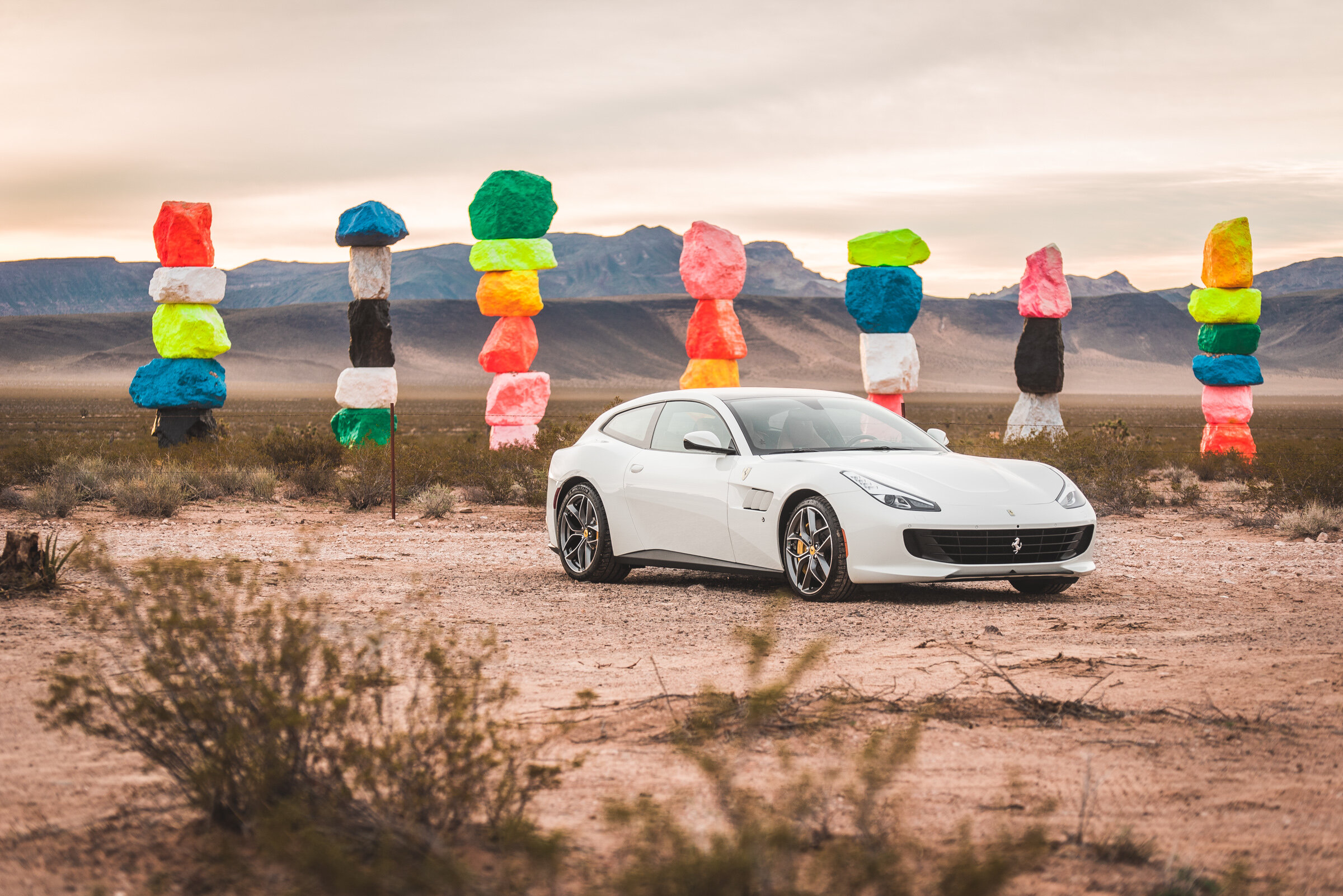 Ferrari-Lusso-7MagicMountains.jpg
