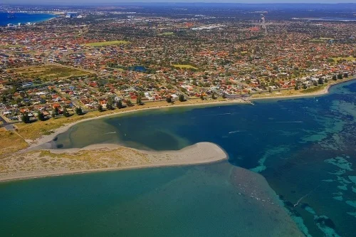 The Safety Bay groin provides perfect protection from the wind for a Paddle Board when the Rockingham Foreshore is a little rough