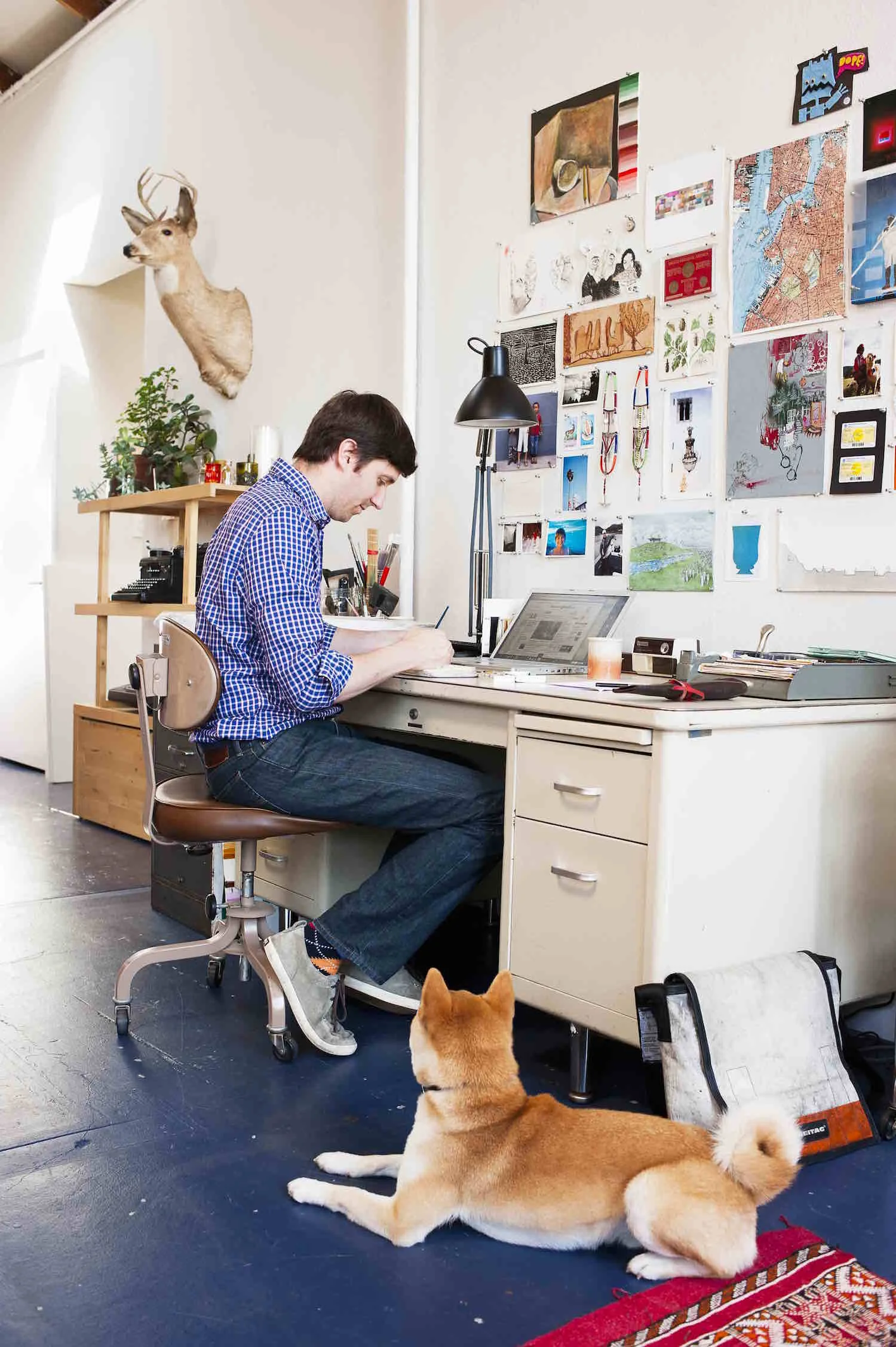 Harlan_PB_at_desk.jpg