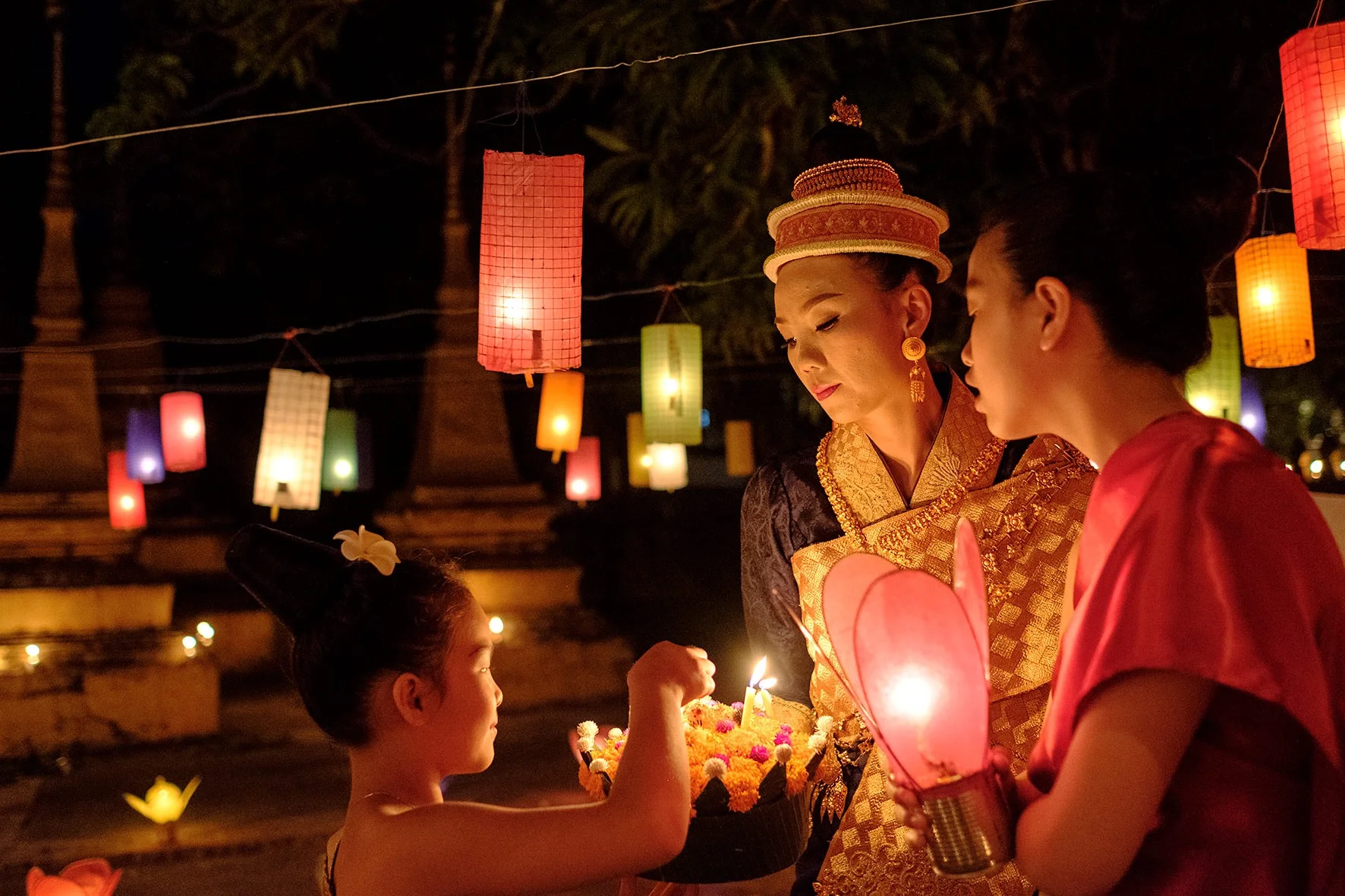 Ok Phansa, end of Buddhist lent