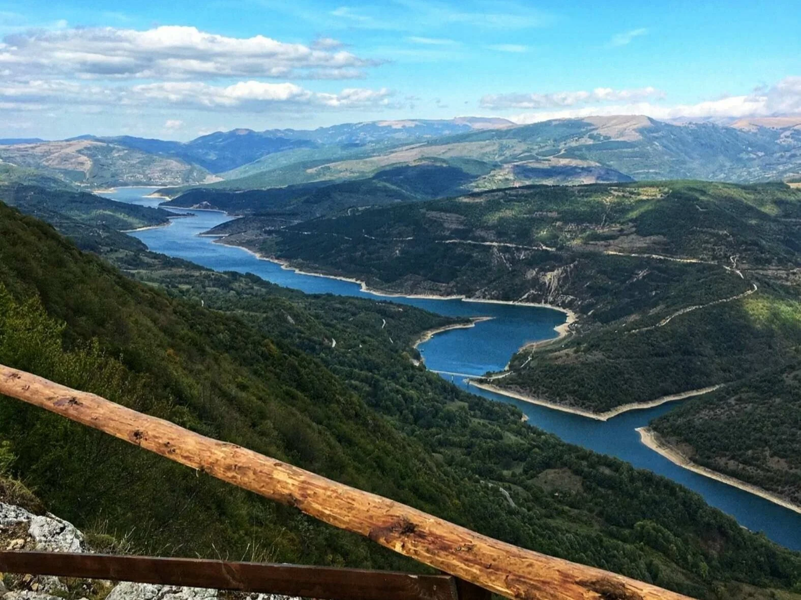 Zavojsko+jezero+3.jpg