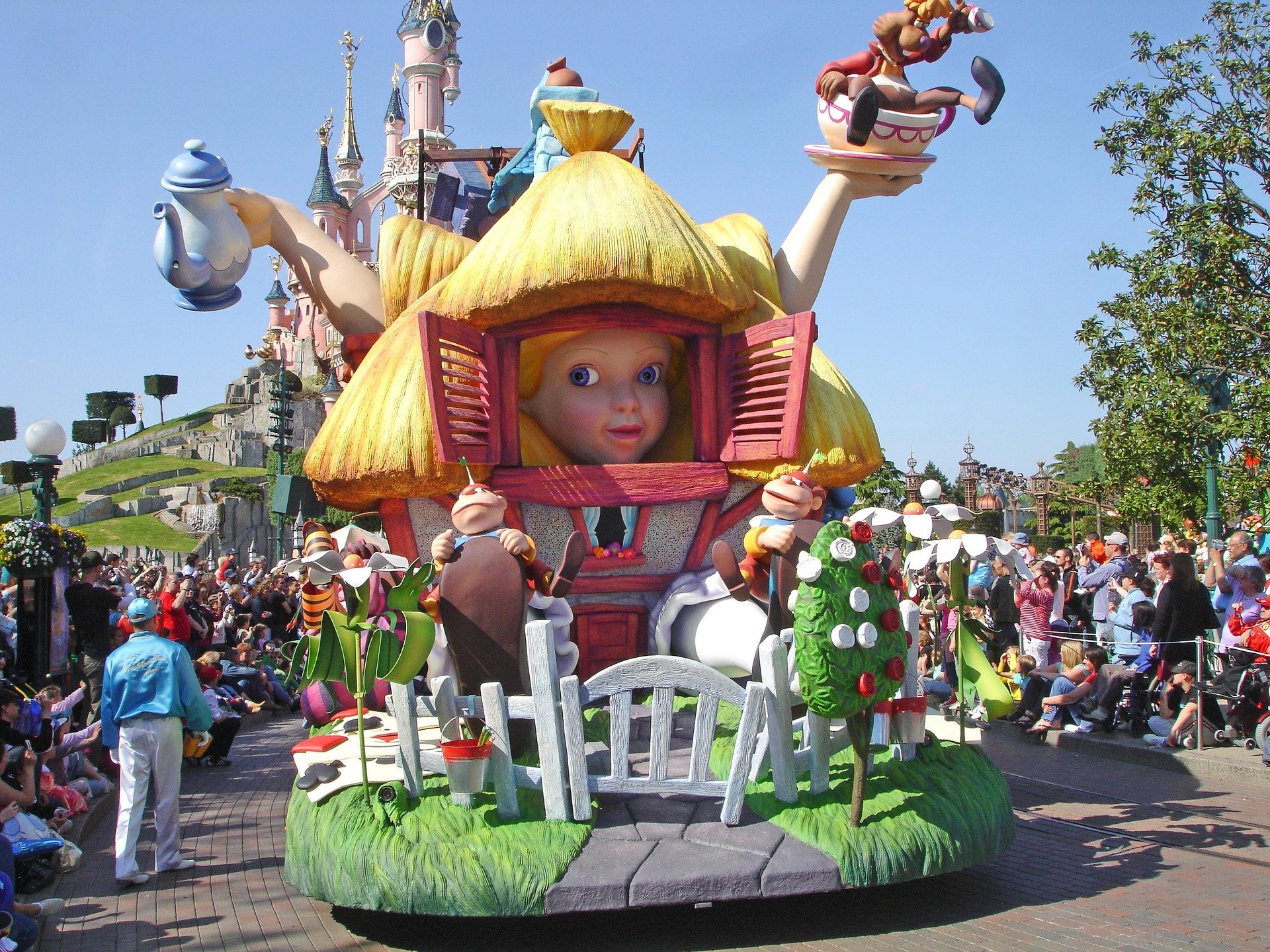 dassel-disney-1788305_1920.jpg