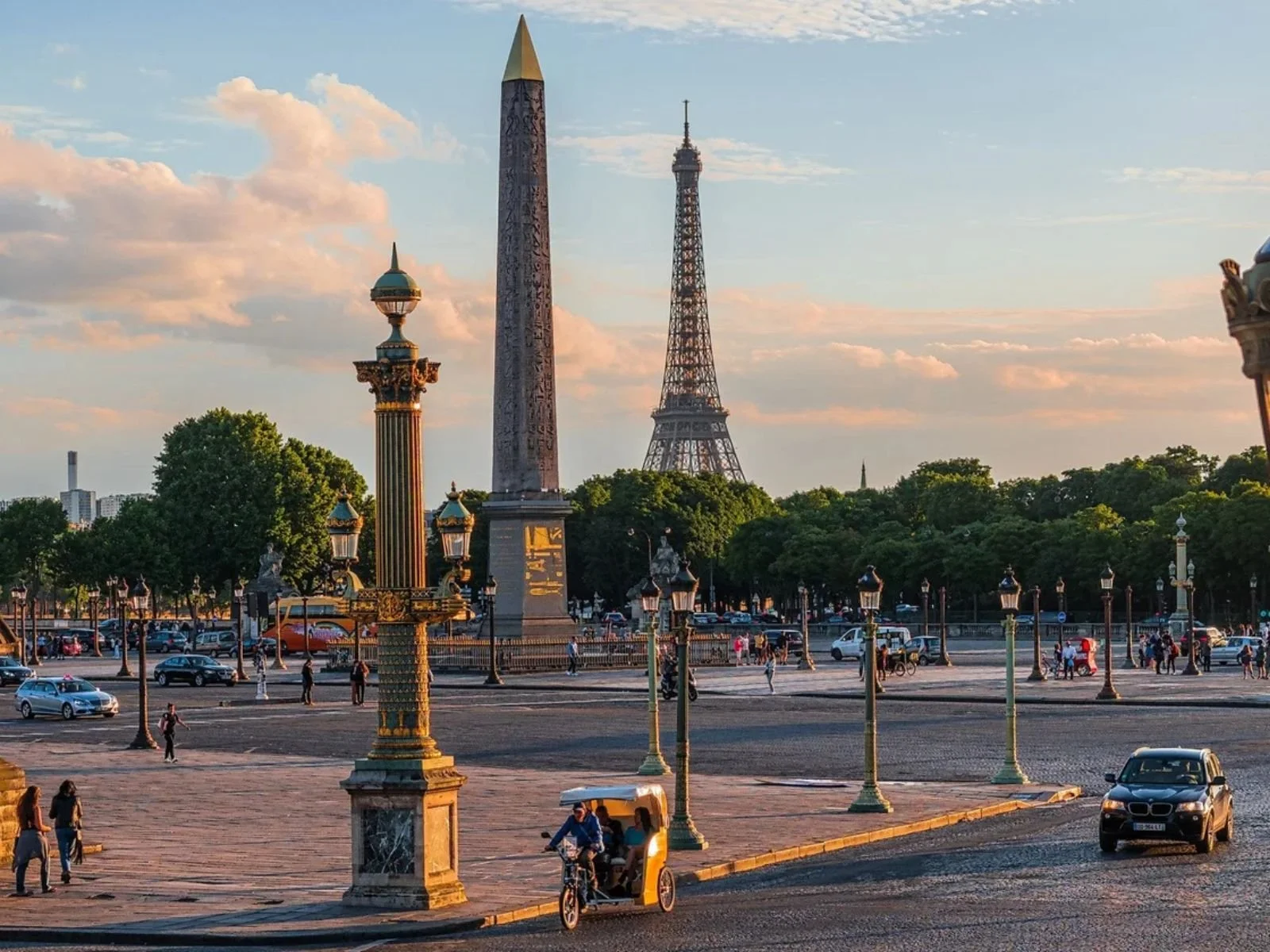 Pariz Prvi maj 9.jpg