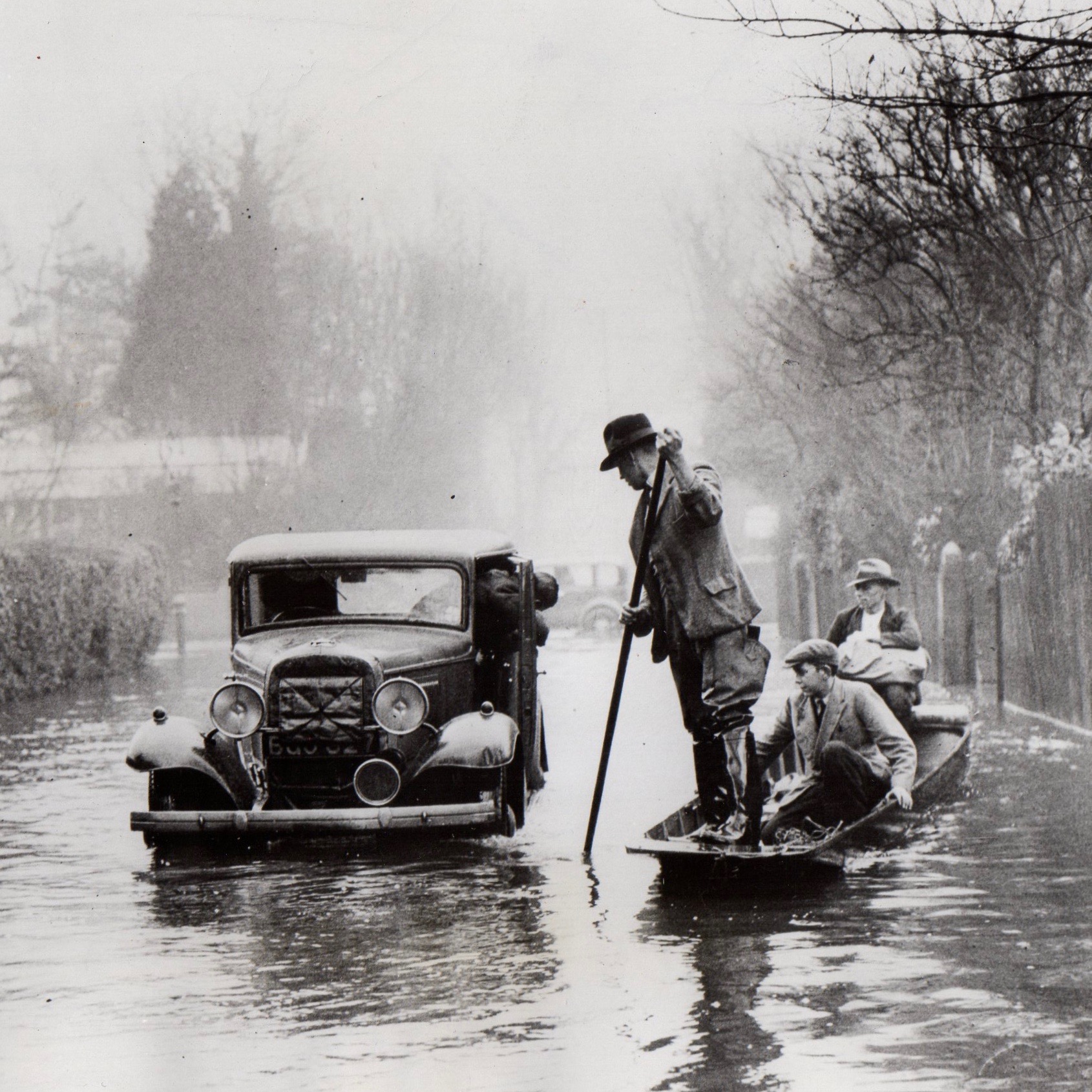 Thames Valley flooding in the 1930's