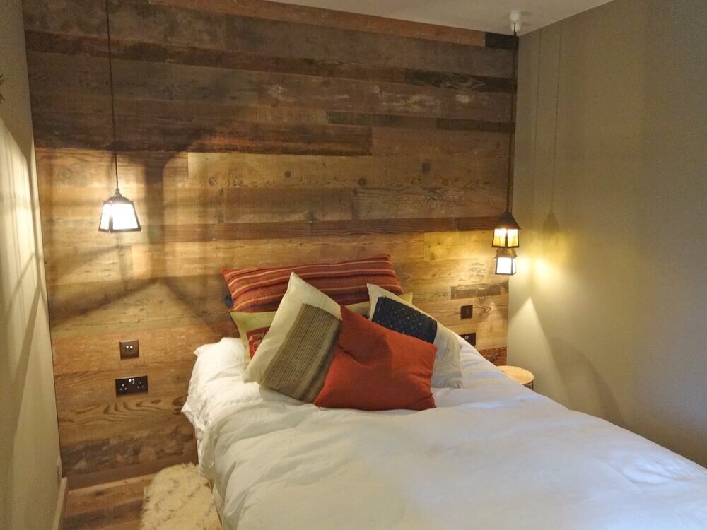 Tiny-Home-Natural-Wood-Bedroom-Interior.jpg