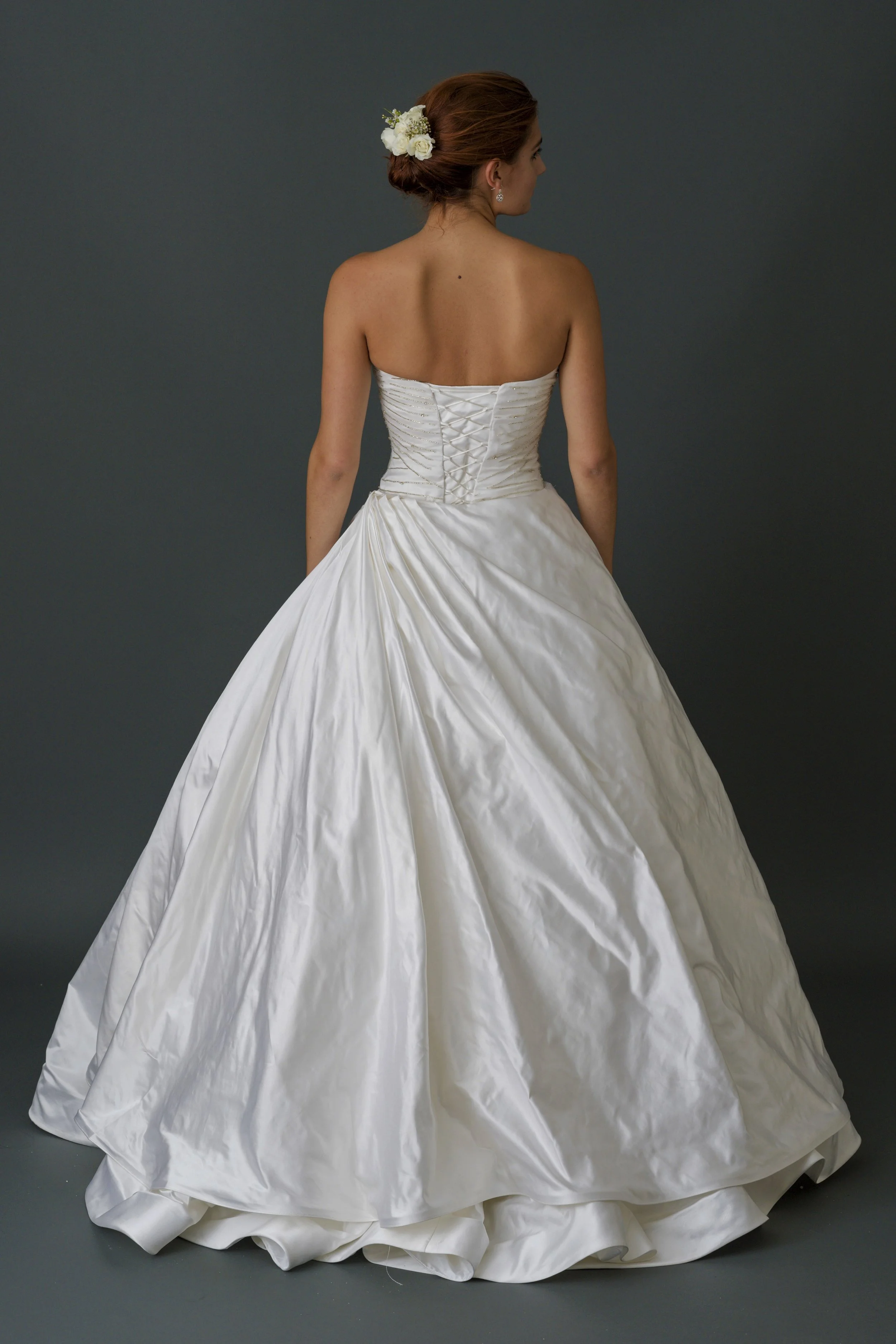 Contessa back.jpg