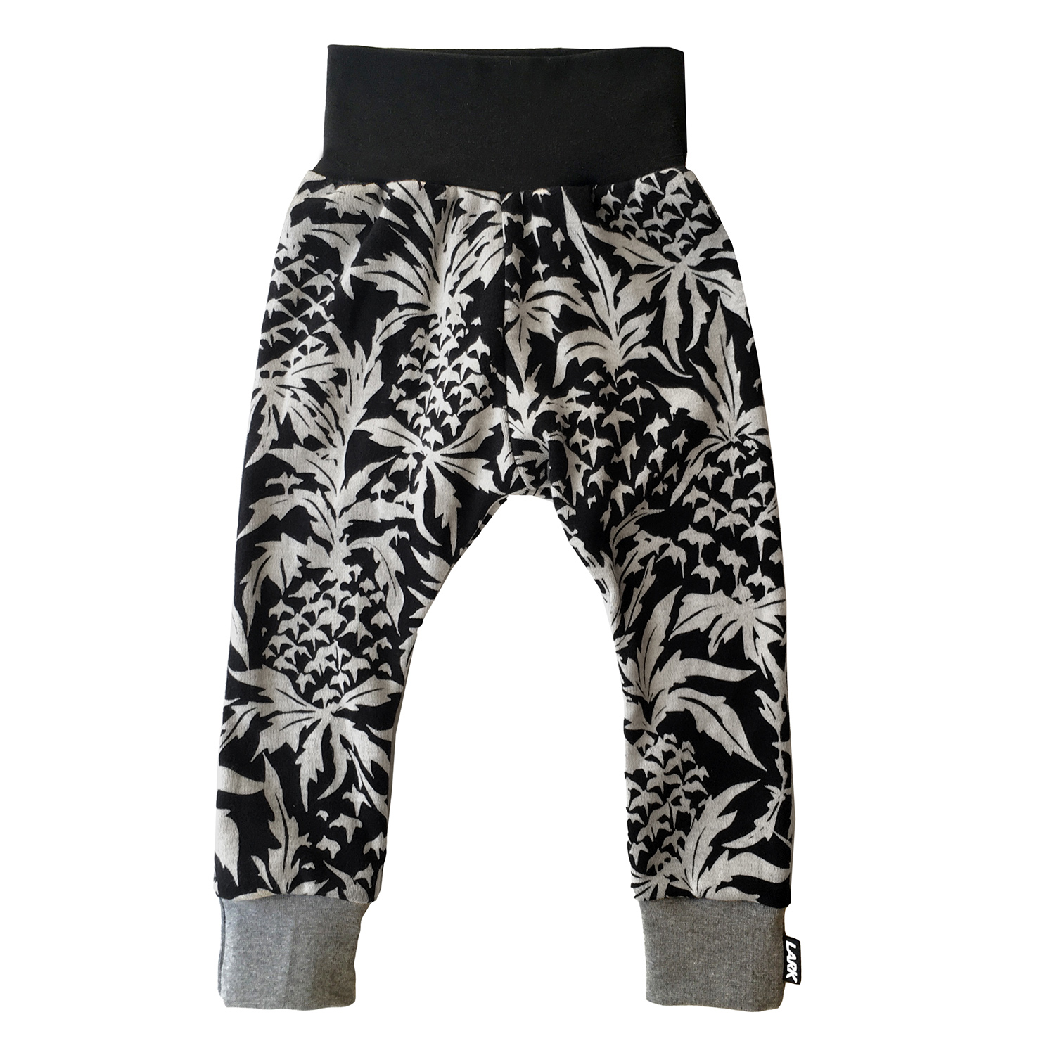 Ananas.GreyCuff.Pants.websitepic.jpg