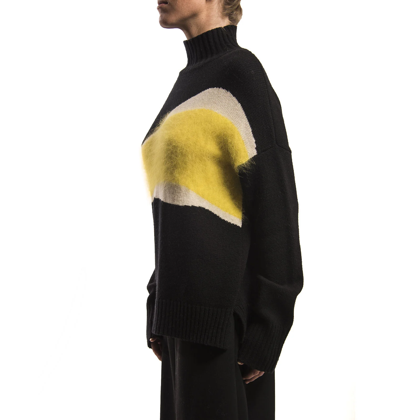 Ines-Black-Side.jpg