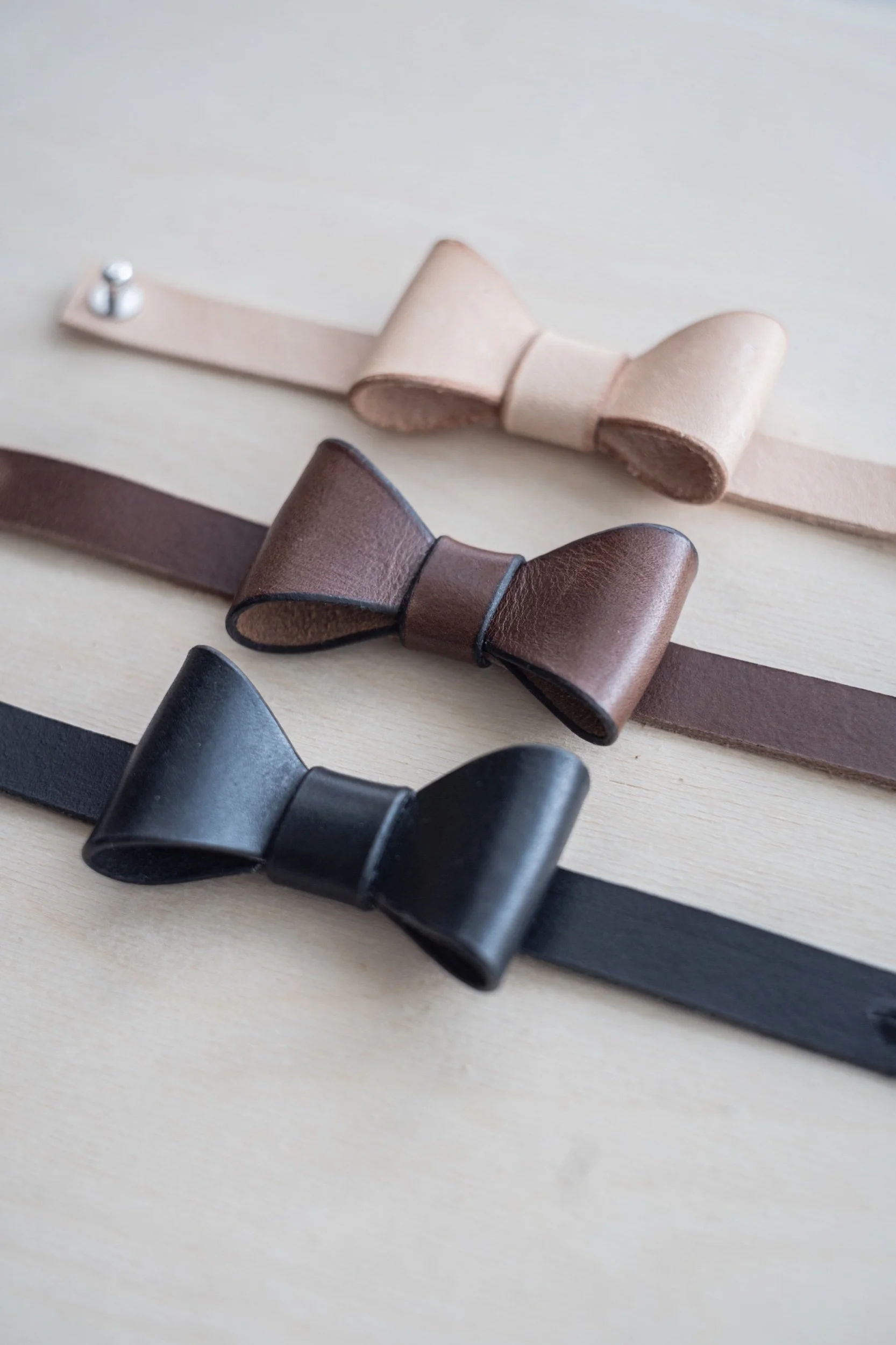  Armband - fluga, för färgreferens 