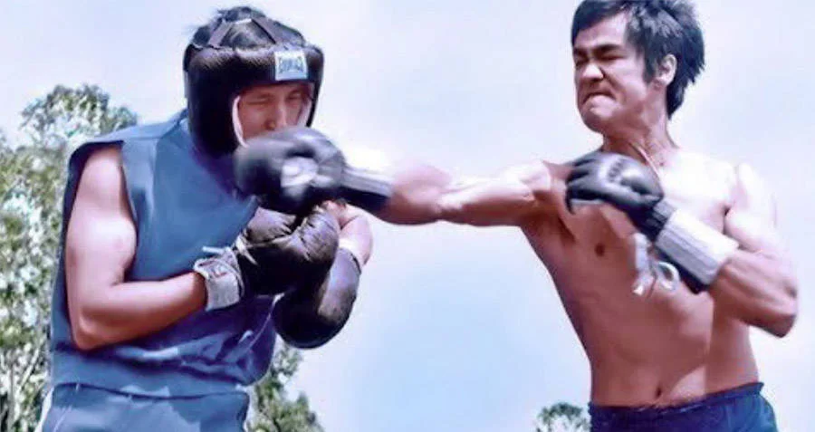 bruce-lee-sparring.jpg