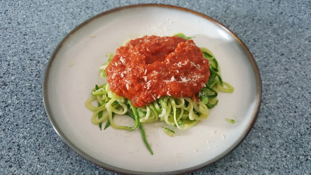 SPAGHETTI DE CALABACITA CON SALSA DE JITOMATE