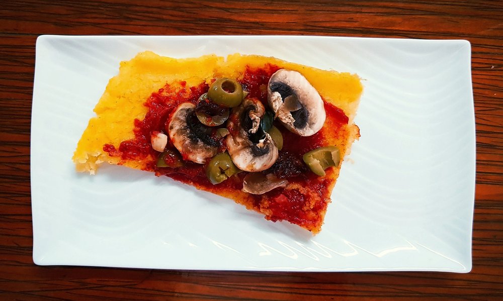 Pizza de Polenta (vegana y sin gluten) — Panza y alma