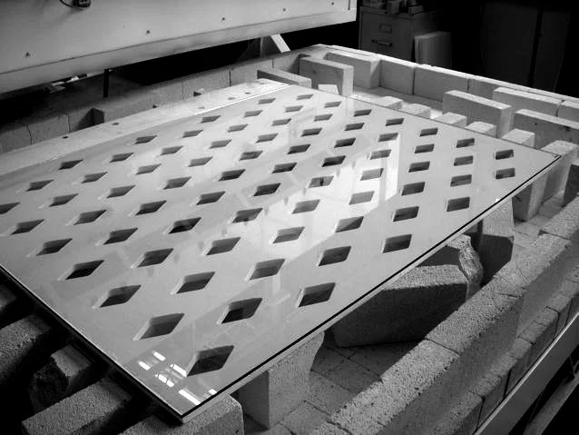 MEDIA_DIAMONDS MIRROR_PROD_07 BLKWHT.jpg