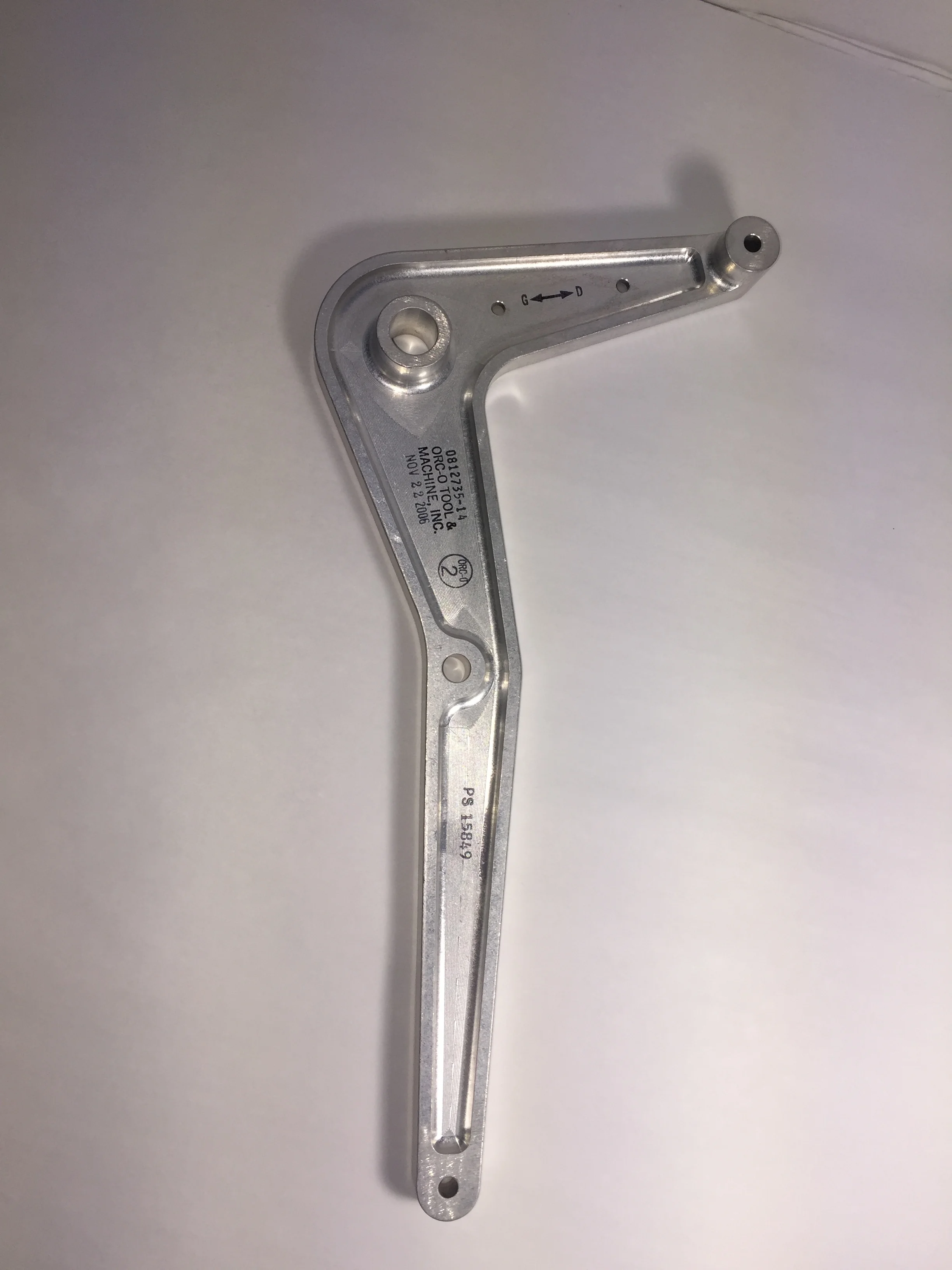 0812735-13 - ARM PIVOT 