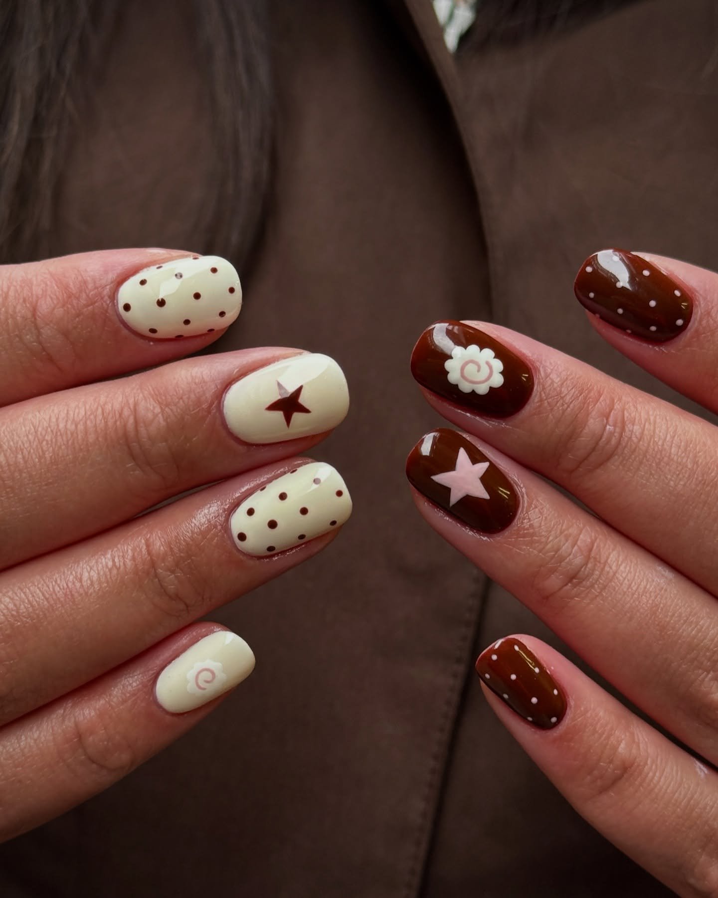 Bears &amp; Polka Dots🧁🍦✨🧸🍥⭐️.

by #selfish_hathi 

Book for category 1 art with gel and category 2 art with BIAB. 
.
.
.
.
#cutenails  #koreannailslondon #nailartlondon #nailartspitalfields #nailarteastlondon #nailartshoreditch #ukranianmanicure