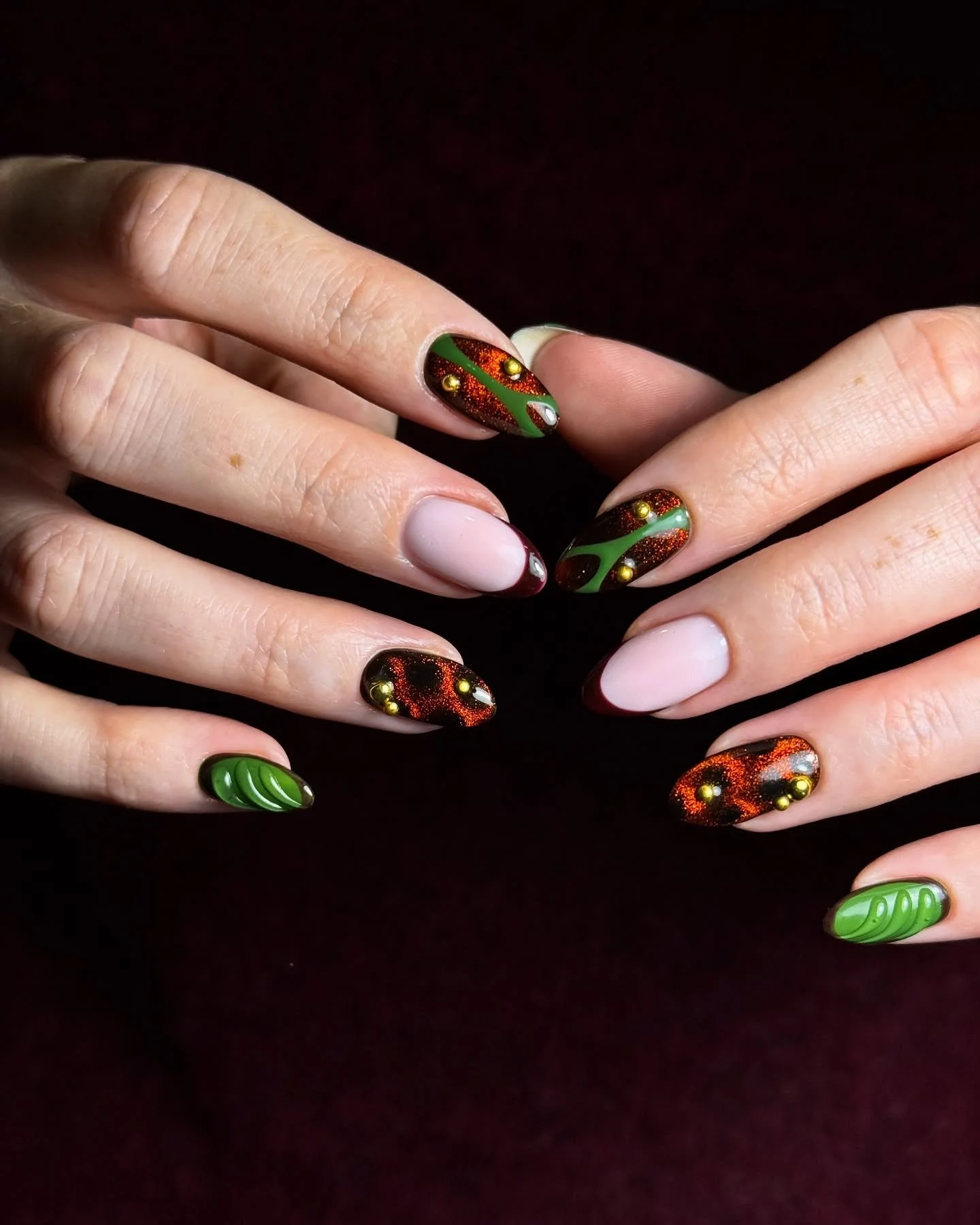 🐻🌱 ⚜️🐢🍂🪄✨

category 4 by #selfish_irina 
.
.
.
.
.
#cateyenailondon #cateyenails #koreannailslondon #nailartlondon #nailartspitalfields #nailarteastlondon #nailartshoreditch #ukranianmanicurelondon #russianmanicurelondon #biabspitalfields #лондо