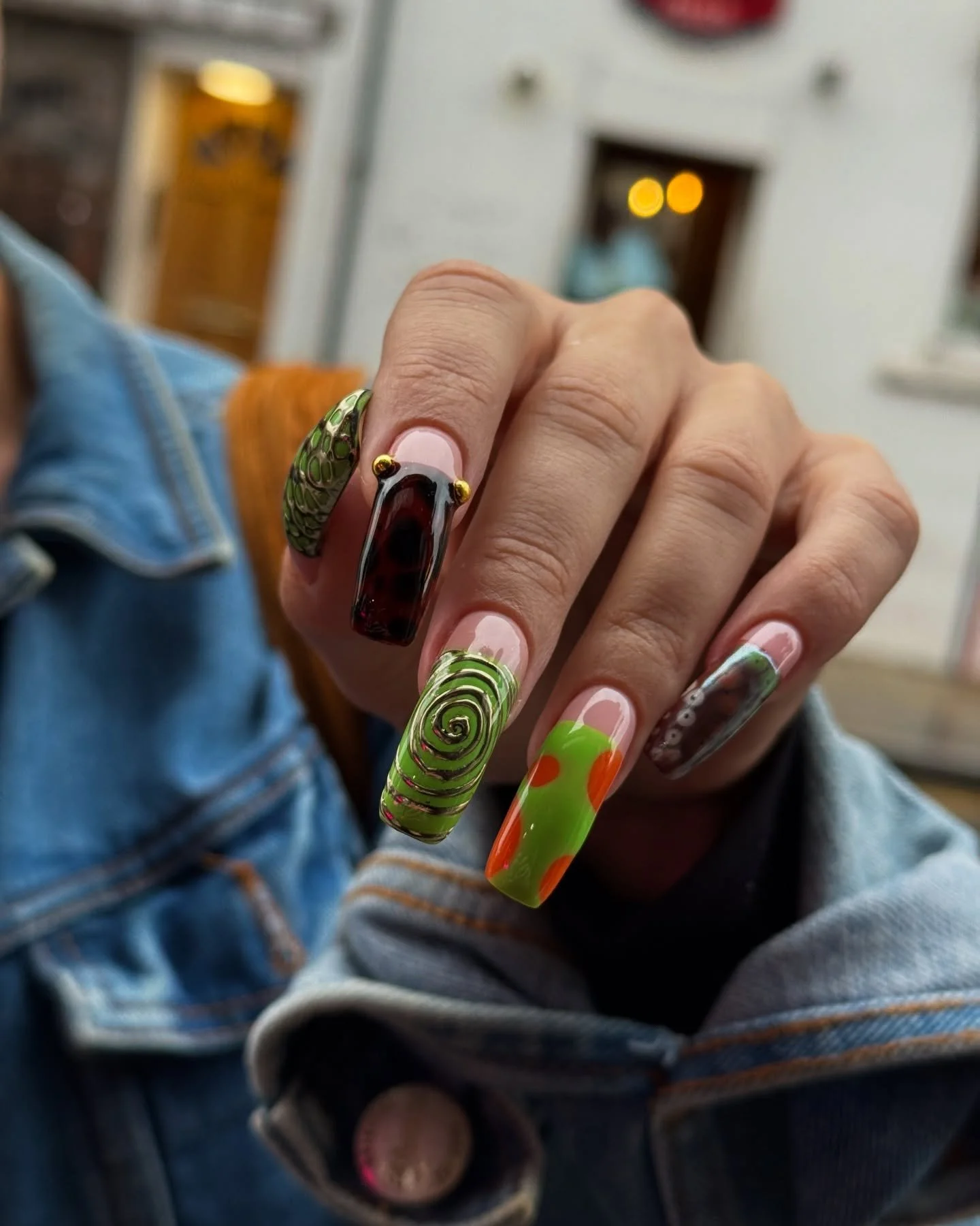 Serving serious lewks over here 🟠💚🟠!
by #selfish_sasha 

Book for category 4 for M-L nails, category 5 for XL nails.
.
.
.
.
.
#nailartlondon #nailartspitalfields #nailarteastlondon #nailartshoreditch #ukranianmanicurelondon #russianmanicurelondon