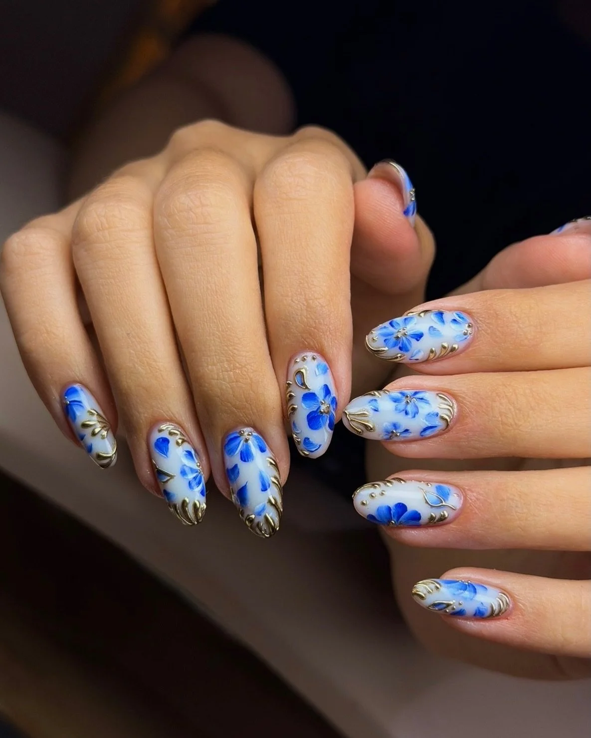 ✨💙⚜️ 

BIAB + category 4 by #selfish_helly 

#porcelainnails #nailartlondon