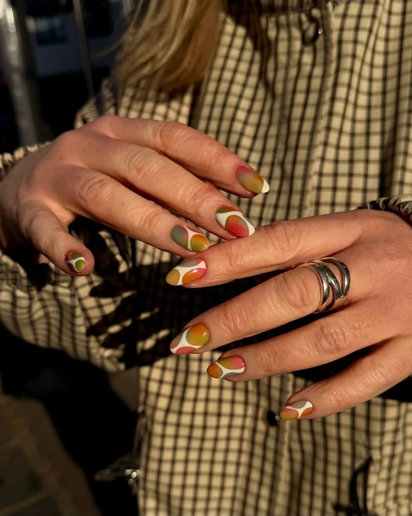 🌷✨🪽🧡🐋⭐️🌺🦜🐚🍃✨

category 3 art by #selfish_hathi 

#nailartlondon #selfish_london