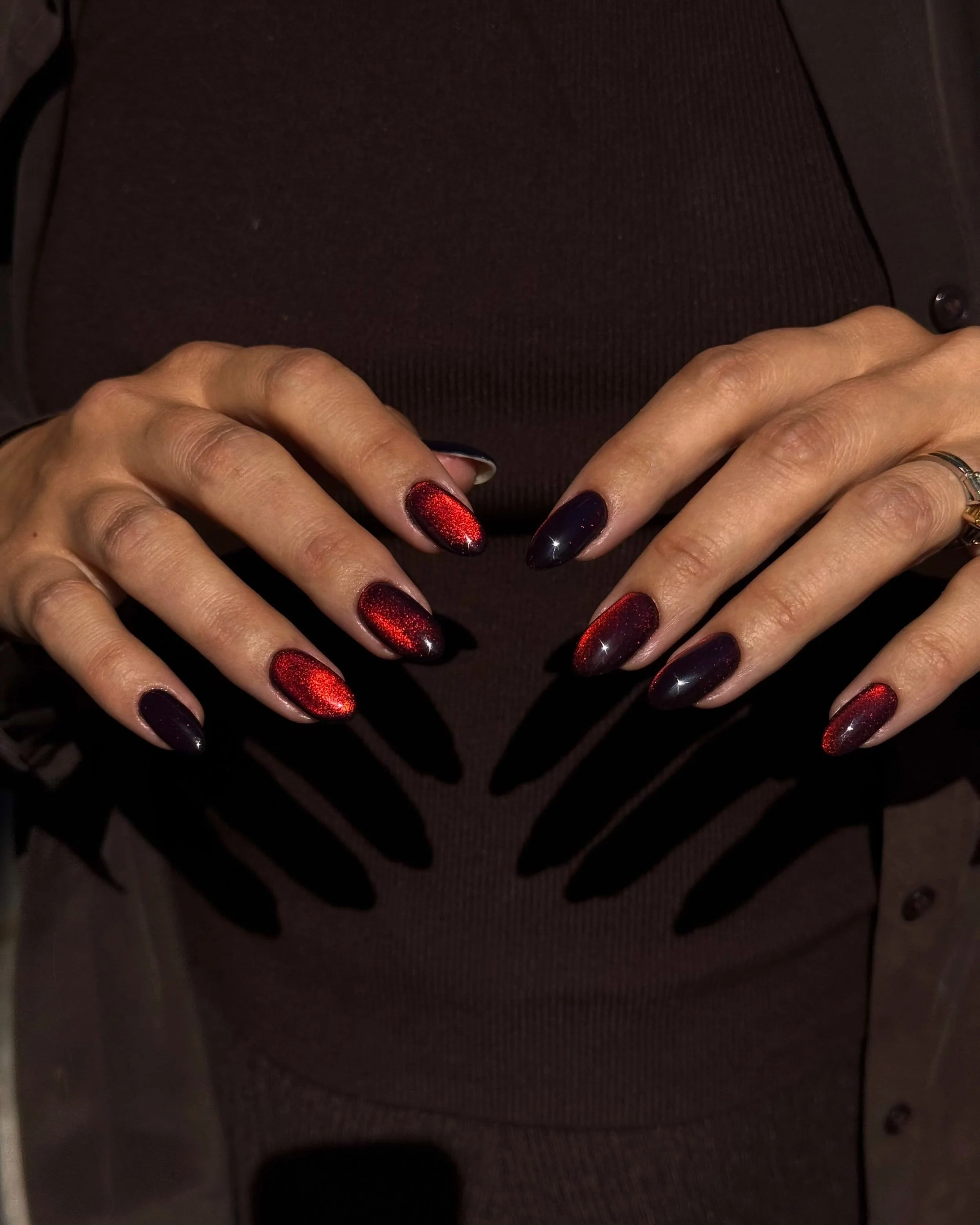 A perfect cat eye does exist 👁️✨

What to book? A base service of your choice + cat eye 2 layers. ❤️&zwj;🔥

#cateyenails #russianmanicurelondon #biablondon #redcateye #нiгтилондон