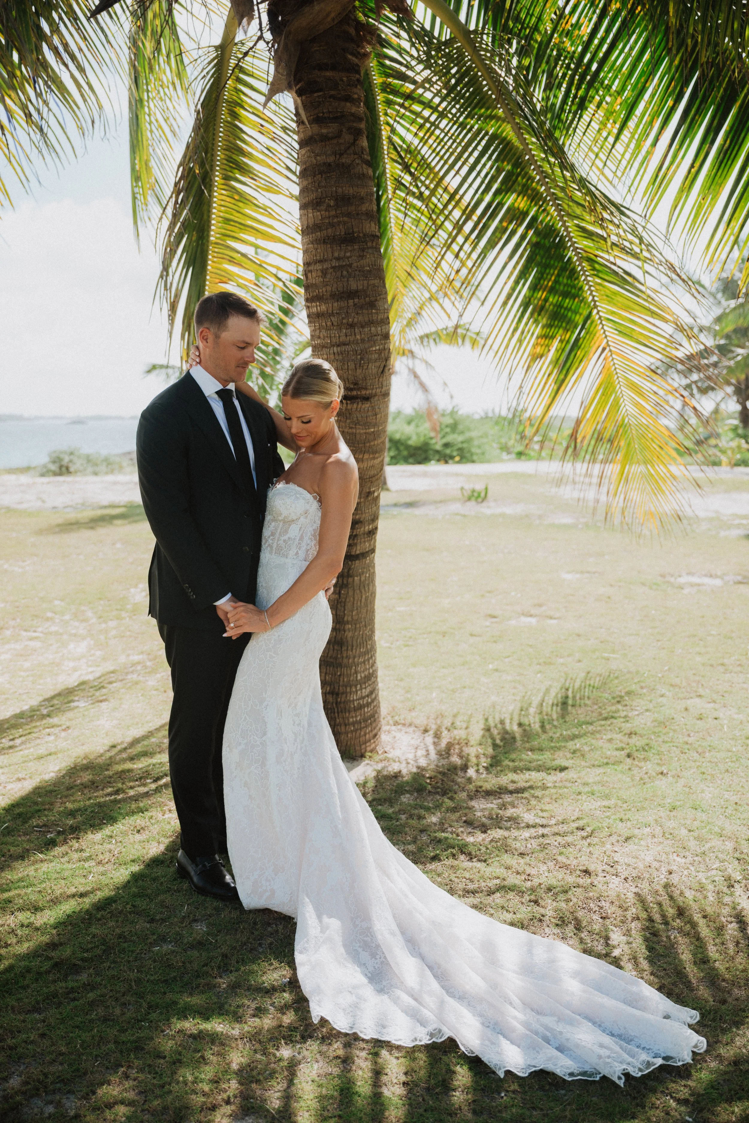 Abaco-Wedding-Photo-Sydnie-Parker-Sneak-Peek-07.jpg